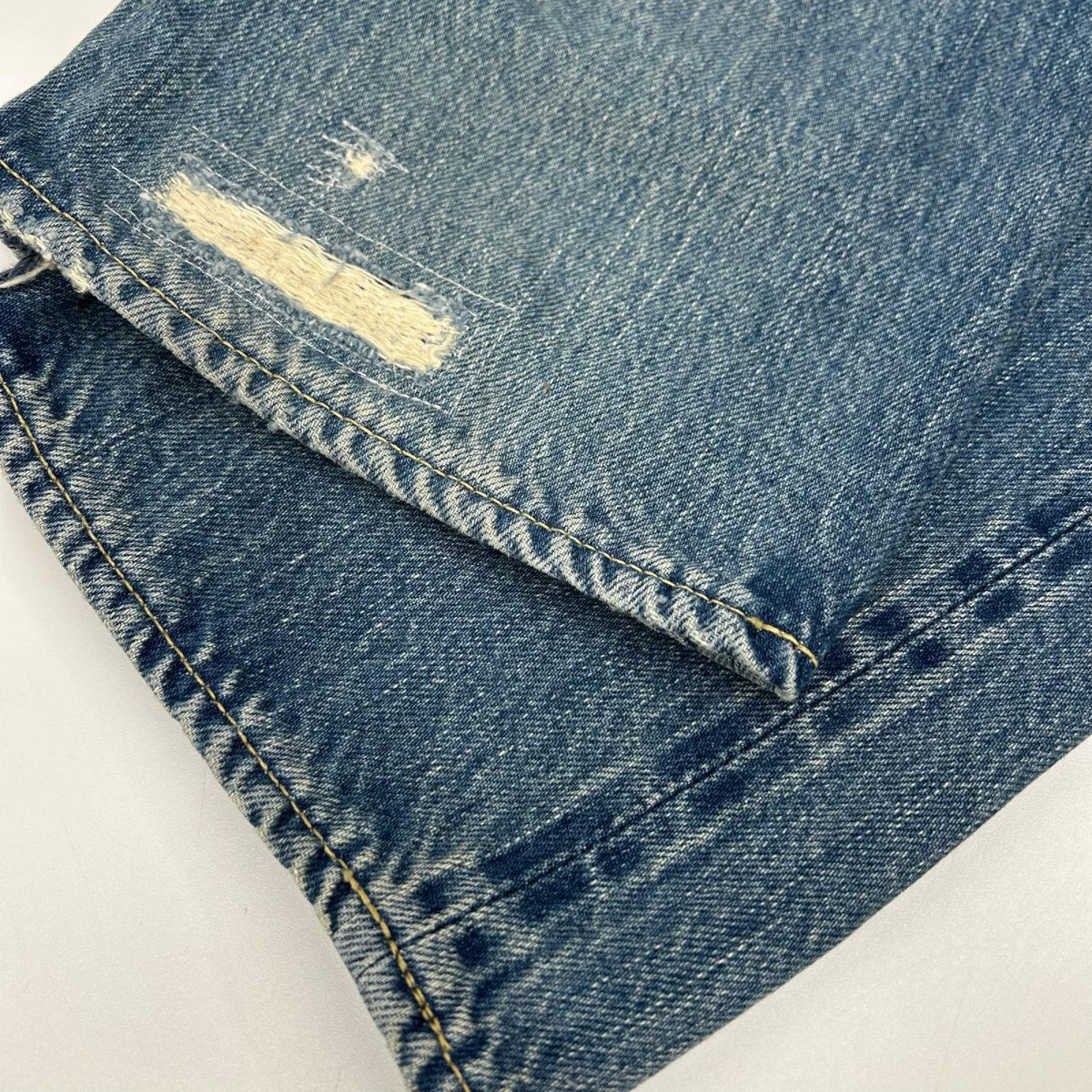 HYSTERIC GLAMOUR ヒステリックグラマー 0212AP03 クラッシュリペア加工 赤耳 ストレートデニムパンツ ボトムス