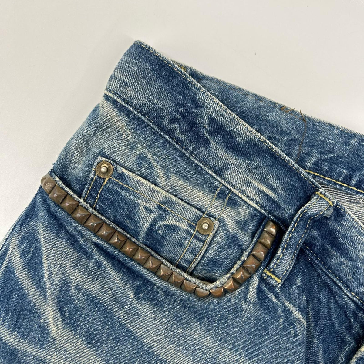 HYSTERIC GLAMOUR ヒステリックグラマー 0212AP03 クラッシュリペア加工 赤耳 ストレートデニムパンツ ボトムス