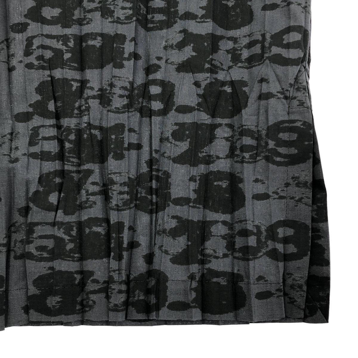 ISSEY MIYAKE FETE イッセイミヤケフェット IF72FJ255 グレー 総柄 プリーツシャツ トップス