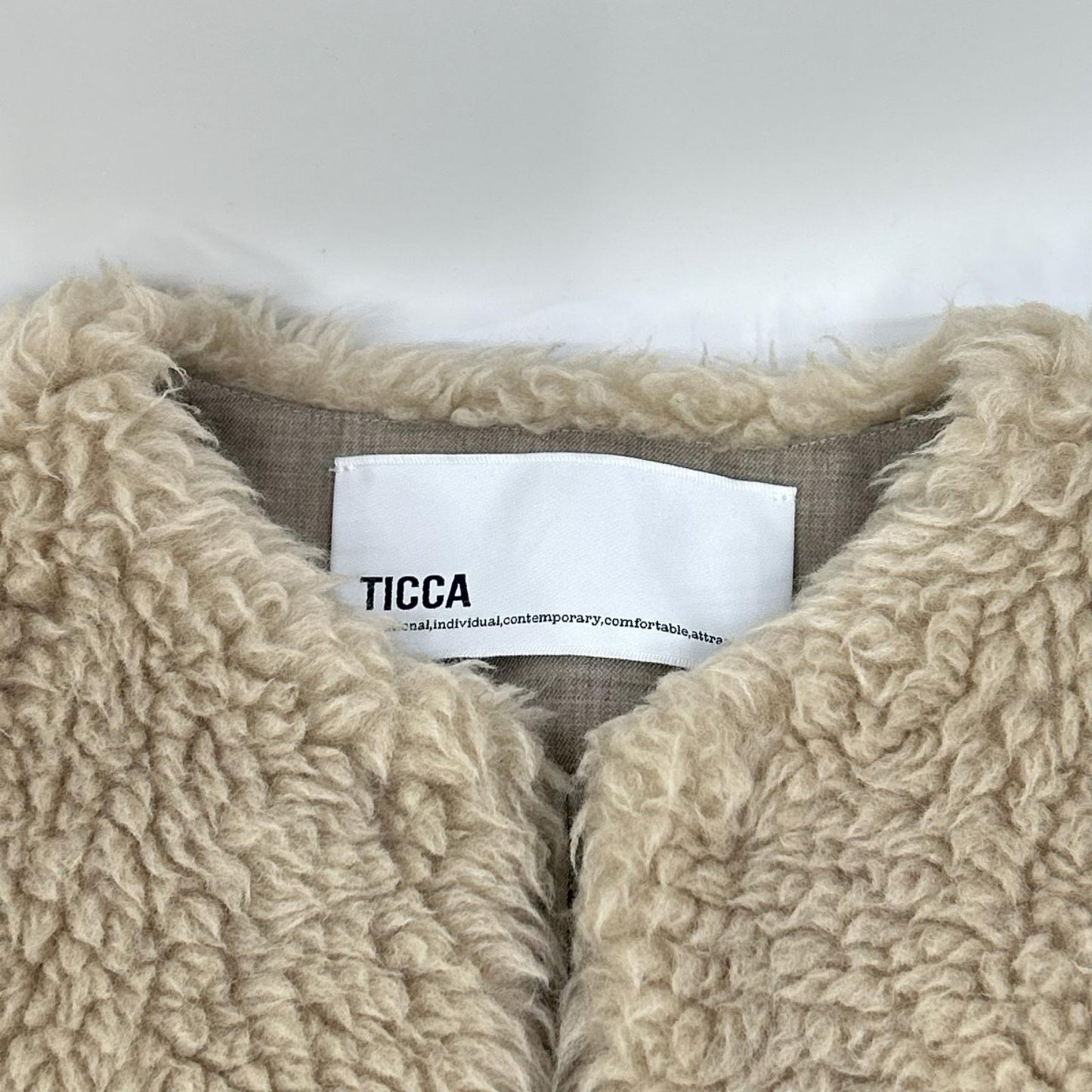 TICCA ティッカ 0253410082 TBEA-082 25年 ベージュ ウールファーショートコート コート