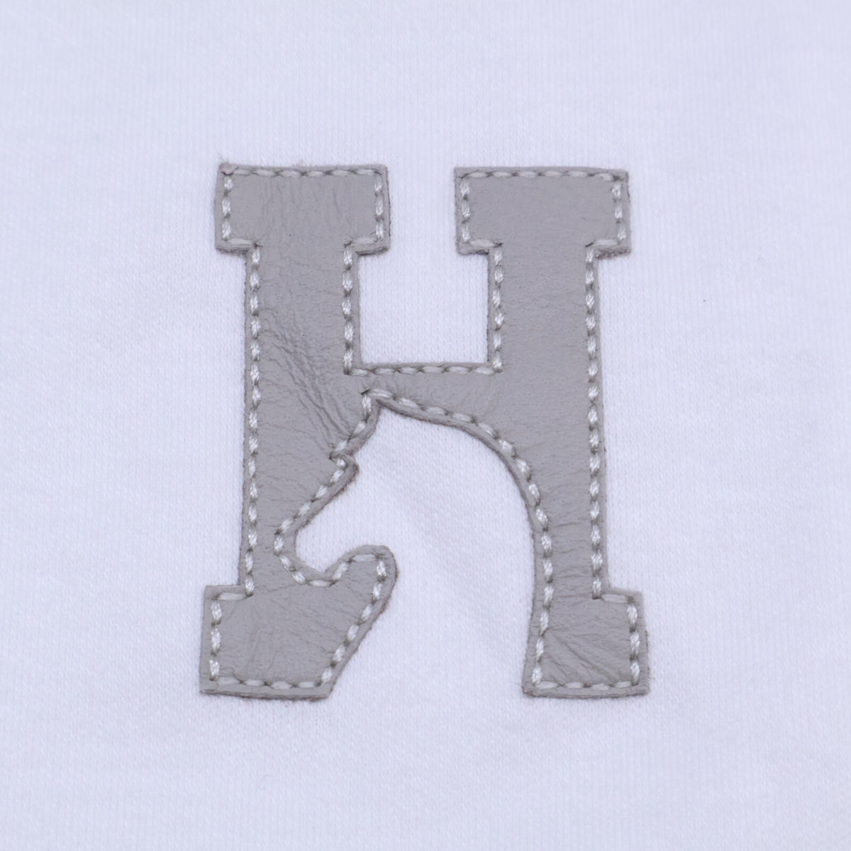 HERMES エルメス 新品同様 667805HA90ME ミニレザーパッチ アッシュバル Tシャツ トップス