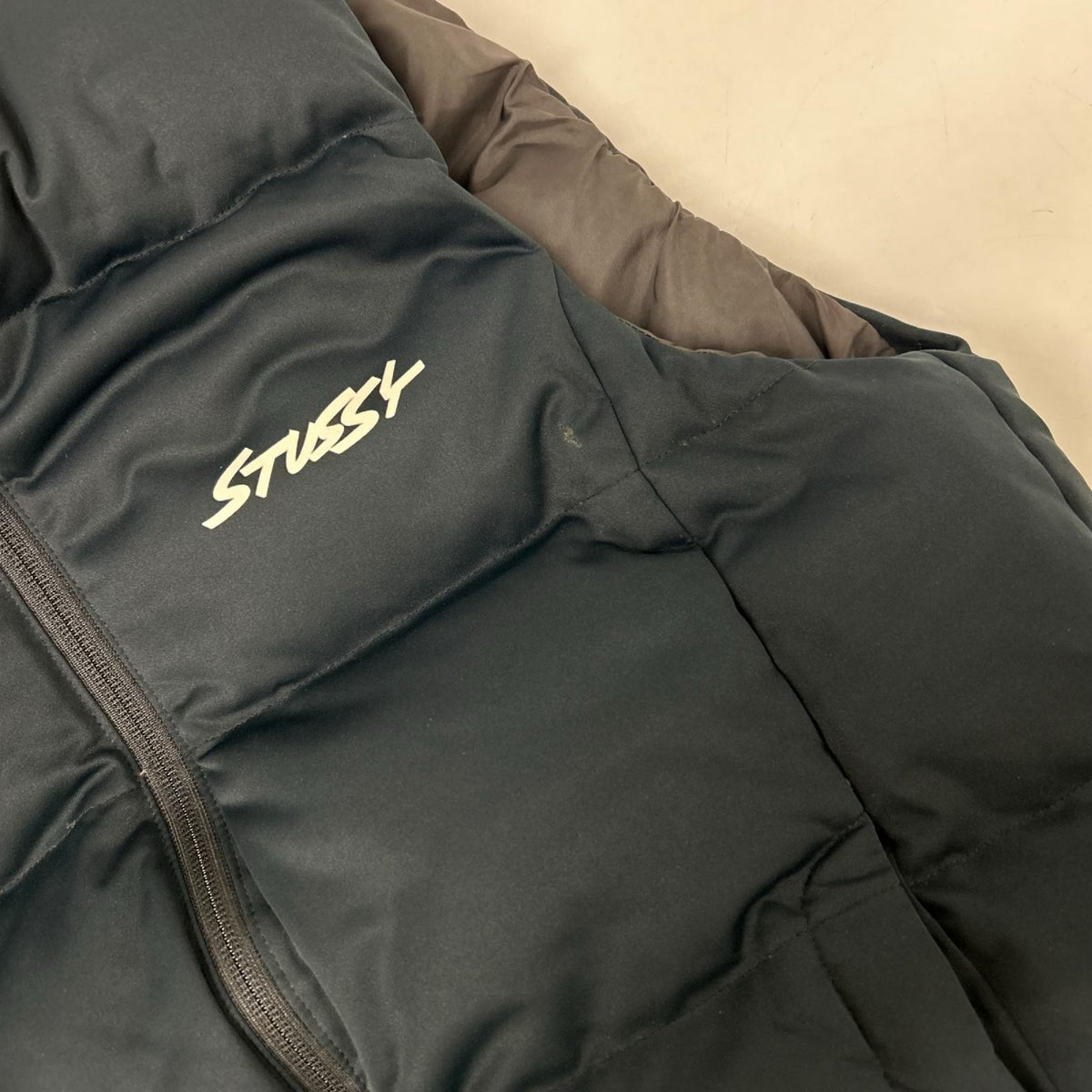 stussy ステューシー DFL-3980ST ×DESCENTE ネイビー リバーシブル ダウンベスト ベスト