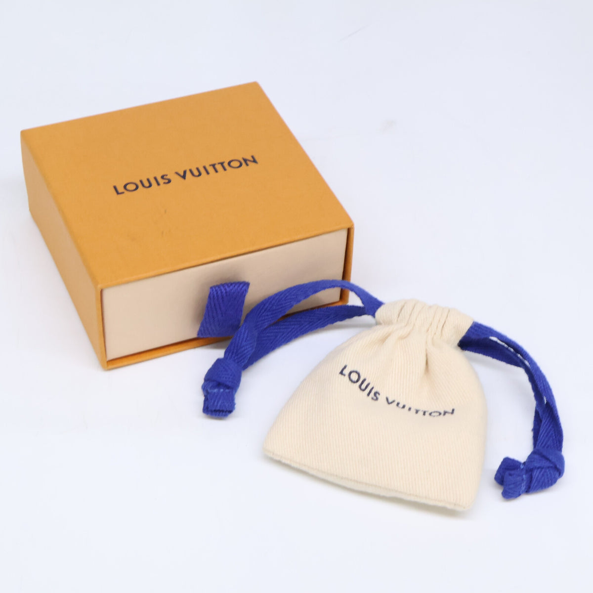 LOUIS VUITTON ルイヴィトン 【美品】26年製 M03862 LV タグ ネックレス
