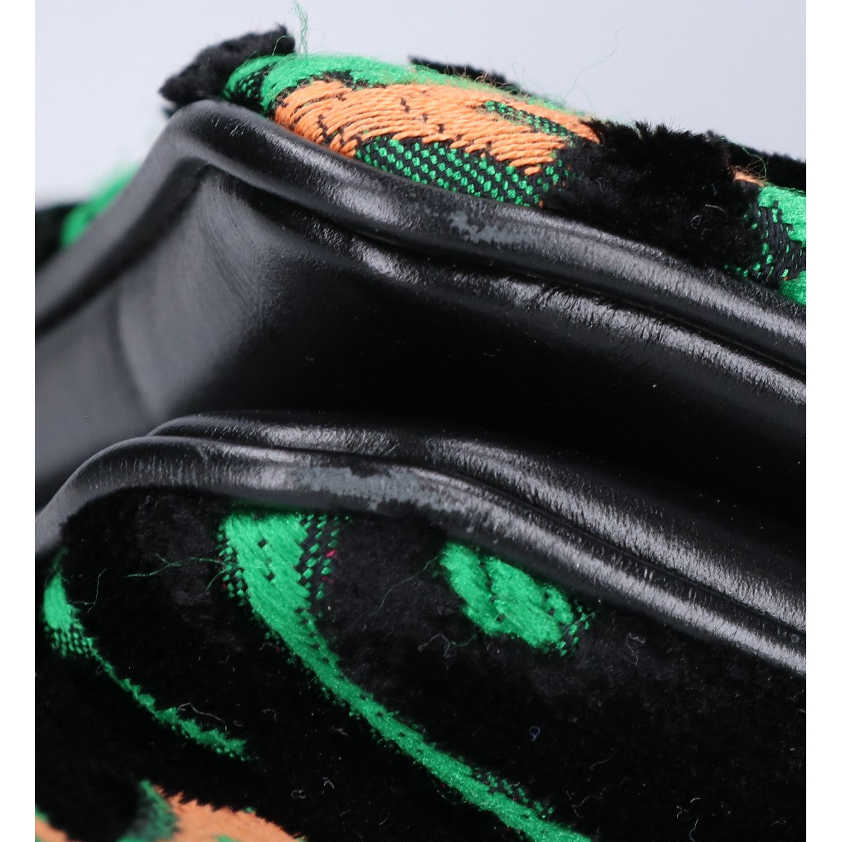 GUCCI グッチ 550130 ベロア刺繍 アリー ハンドバッグ
