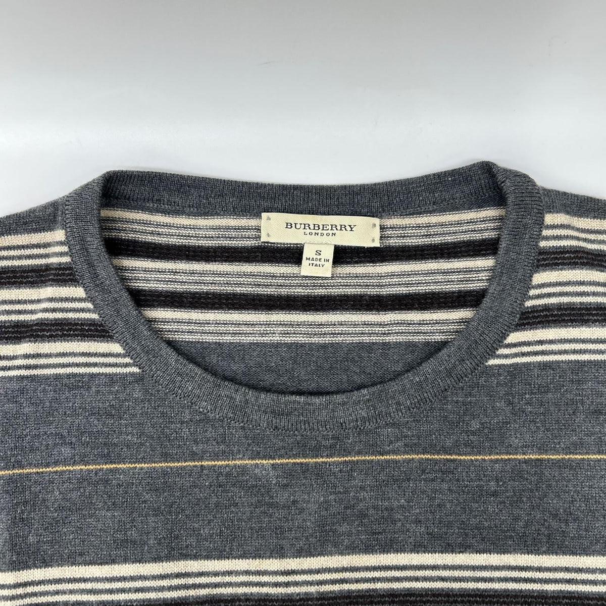 BURBERRY バーバリー グレー×ベージュ ボーダー メリノウール ニットトップス トップス