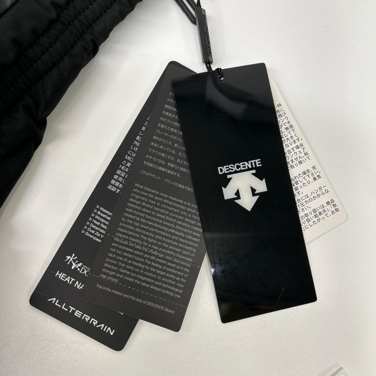 DESCENTE デサント 23年 ブラック DAMWGK31U 黒 水沢ダウン アンカー ダウンジャケット ジャケット