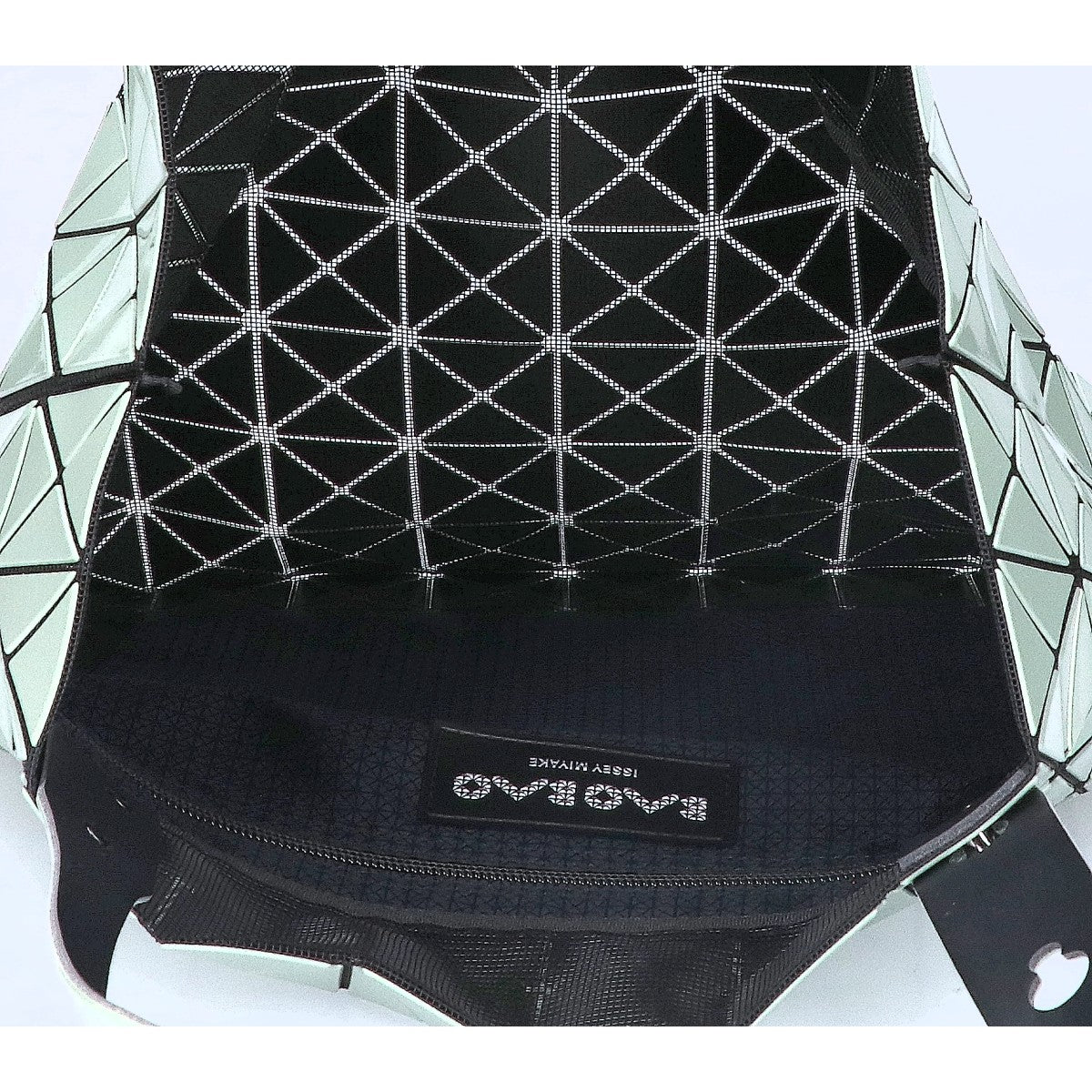 BAOBAO ISSEYMIYAKE バオバオイッセイミヤケ 【美品】BB21AG523 ルーセント 10 x 10 トートバッグ