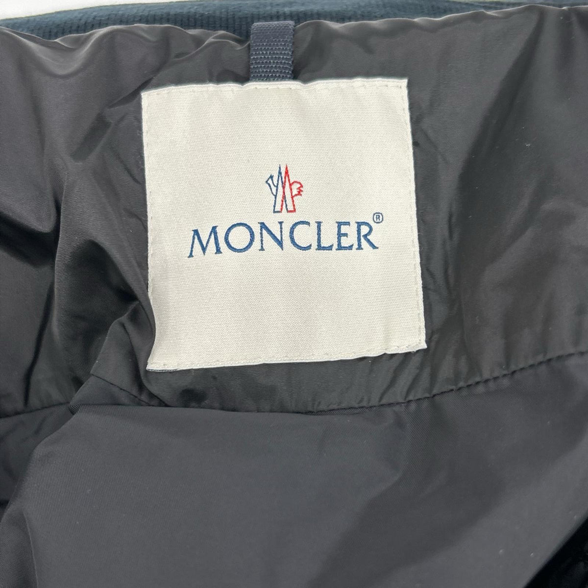 MONCLER モンクレール 101-092-40070-00 ブラック フード付き ナイロンジャケット ジャケット