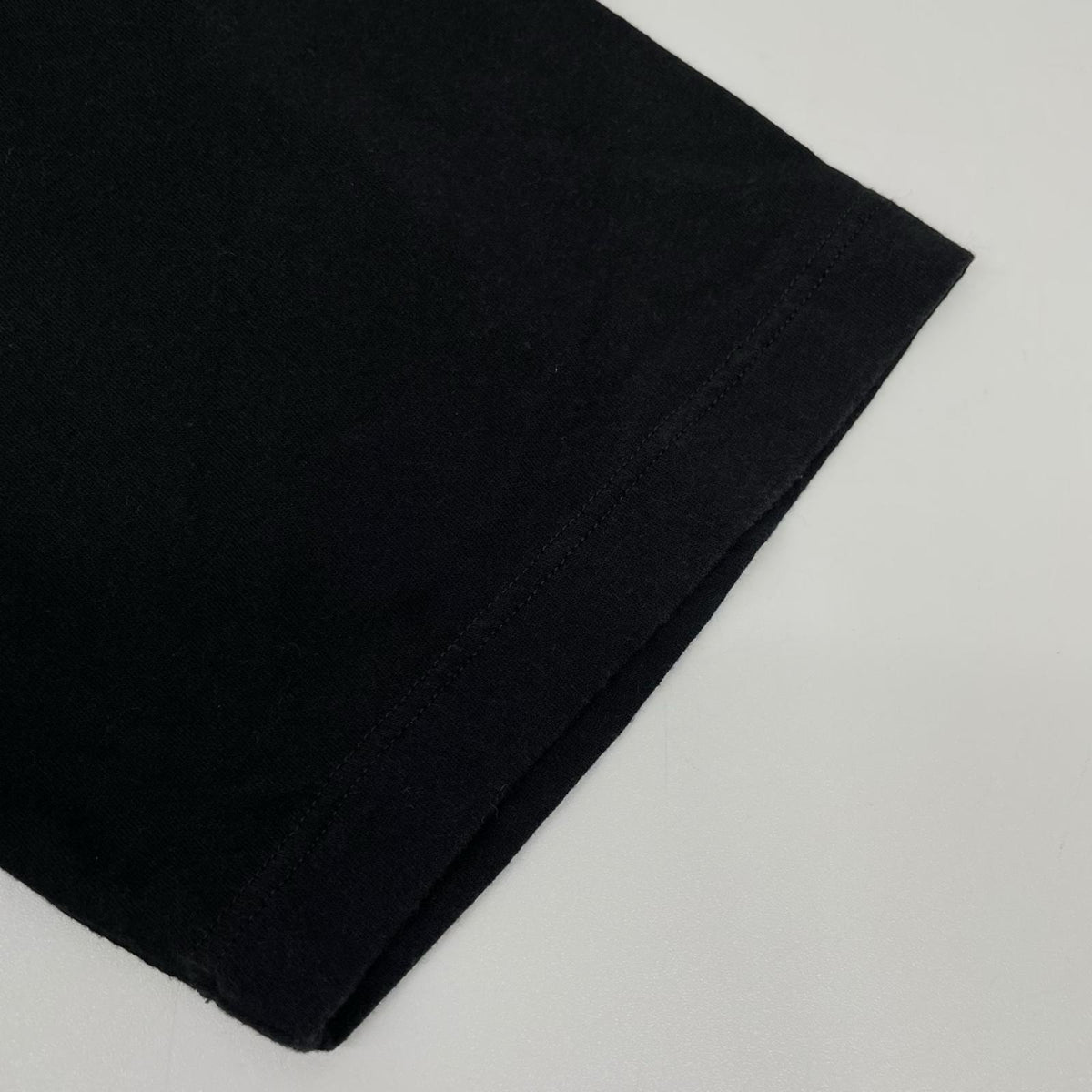 SAINT LAURENT PARIS サンローランパリ 482676 17年製 ノースモーキング リップ Tシャツ トップス