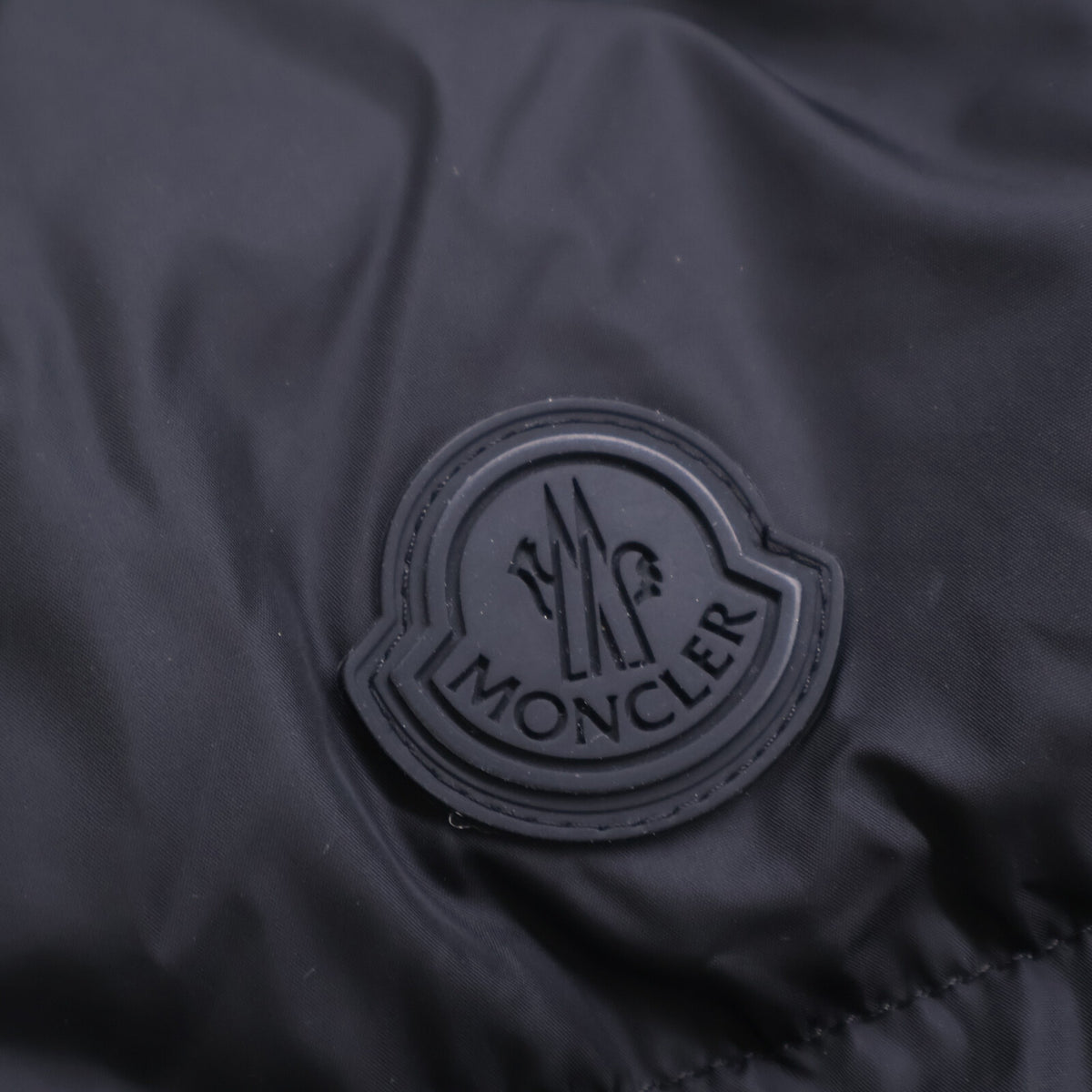 MONCLER モンクレール 【美品】MONTCLAR モンクラ 内側ロゴ刺繍グログランテープ フーディダウンジャケット ジャケット