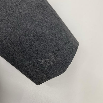 ARC’TERYX VEILANCE アークテリクス ヴェイランス 25866-130087 グレー ゴアテックス SANDRA COAT コート