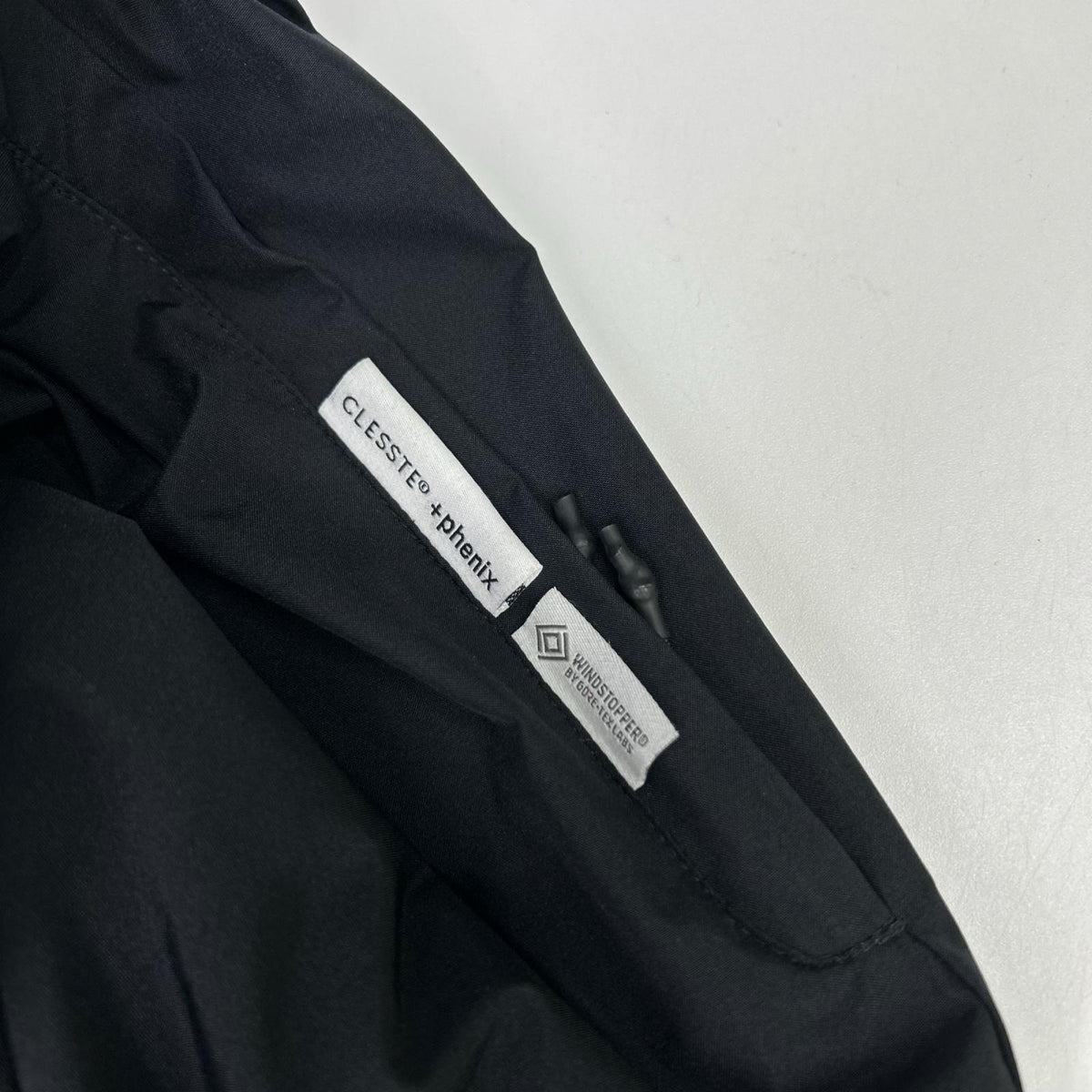 CLESSTE クレスト × Plus Phenix 26SS ブラック WINDSTOPPER by GORE-TEX LABS CITY HYDRO SHED JACKET ジャケット