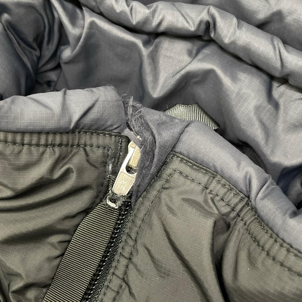 Patagonia パタゴニア 83990 ブラック フード付き PUFF JACKET パフジャケット ジャケット