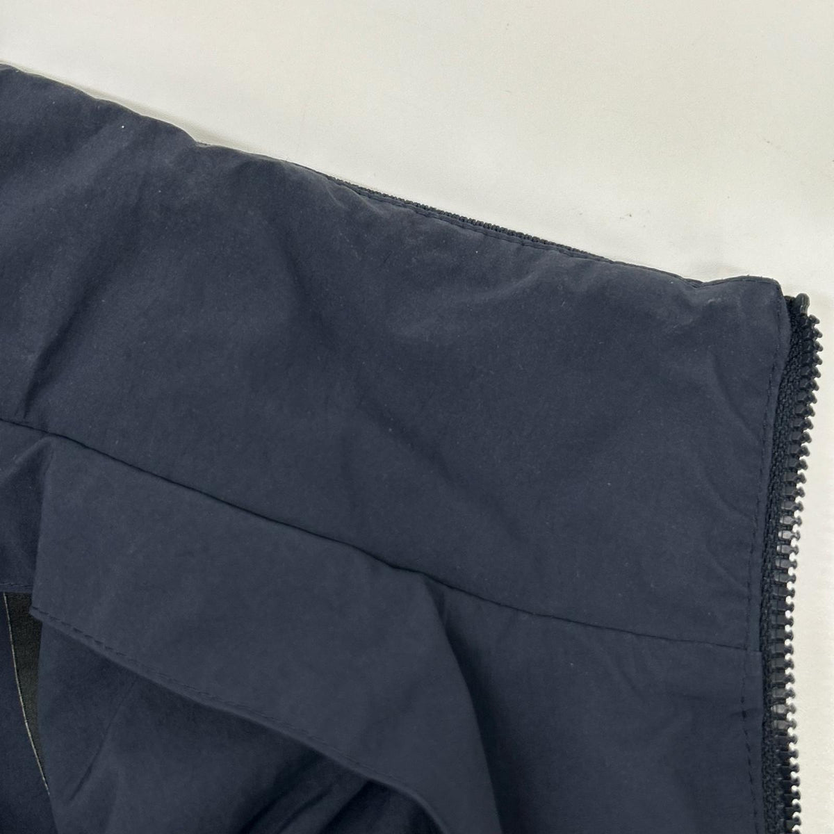 HERNO ヘルノ 20年 ネイビー GI0220U 撥水 インサイドフード ナイロン ブルゾン ジャケット