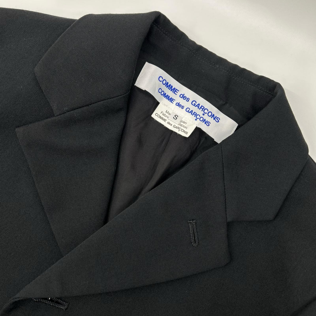 COMMEdesGARCONS COMMEdesGARCONS コムデギャルソンコムデギャルソン（コムコム） RU-J001 ブラック ウール テーラードジャケット ジャケット