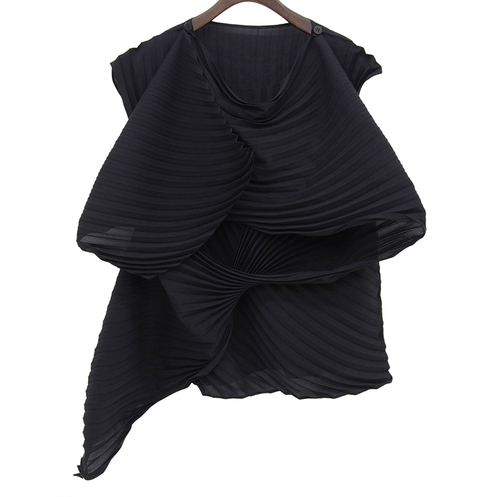 ISSEY MIYAKE 三宅一生 美品 变形立体 无袖上衣 女士 黑色 2 IM43FJ159 上衣