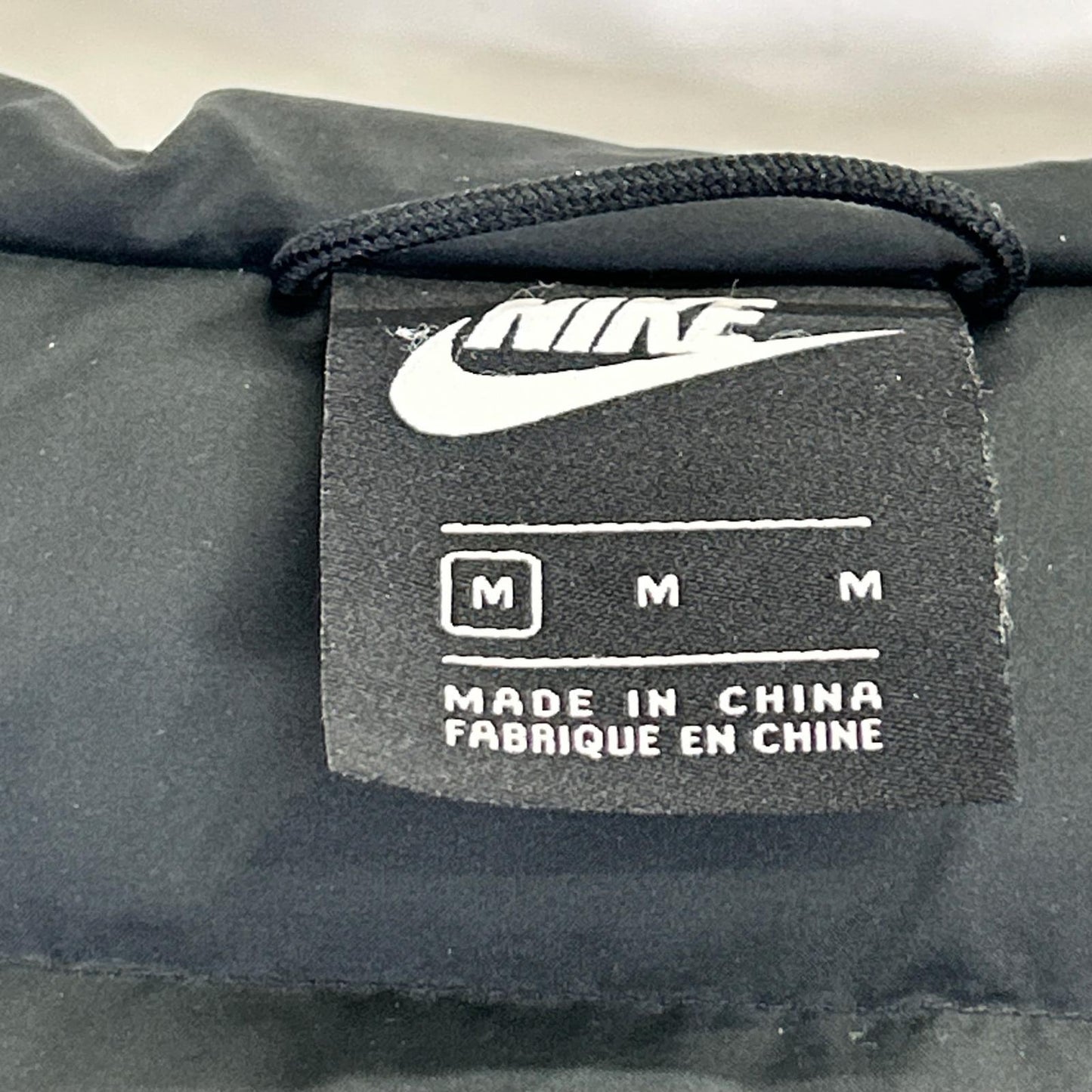 NIKE 耐克 928834-010 WINDRUNNER 羽绒连帽夹克 M
