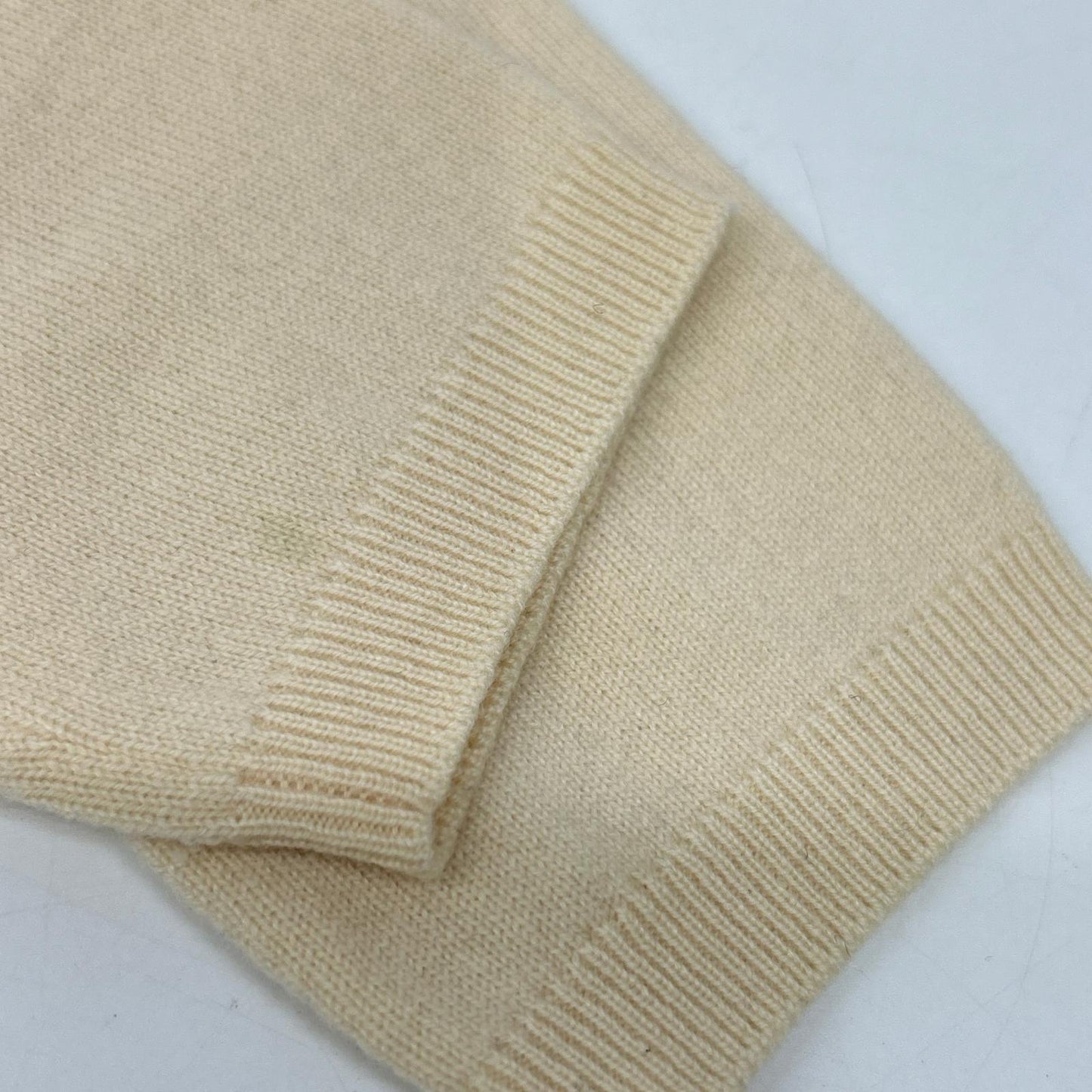 Cruciani JD2102 Beige Cashmere High-Gauge High-Neck Knit Top