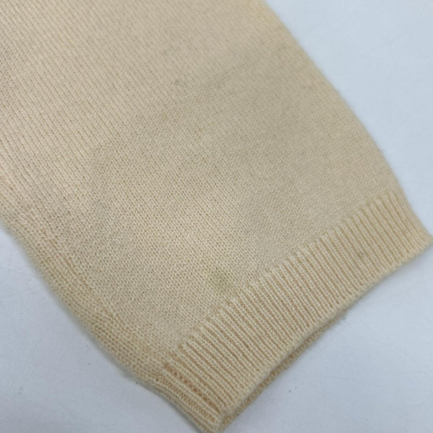 Cruciani JD2102 Beige Cashmere High-Gauge High-Neck Knit Top