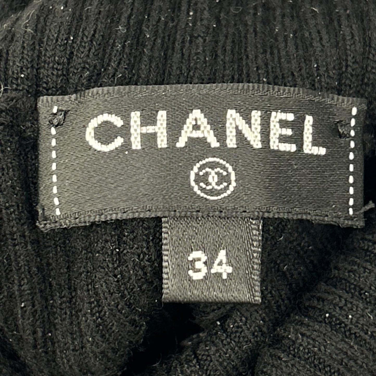 CHANEL シャネル P62182 K47536 ロゴライン ハイネックリブニット トップス