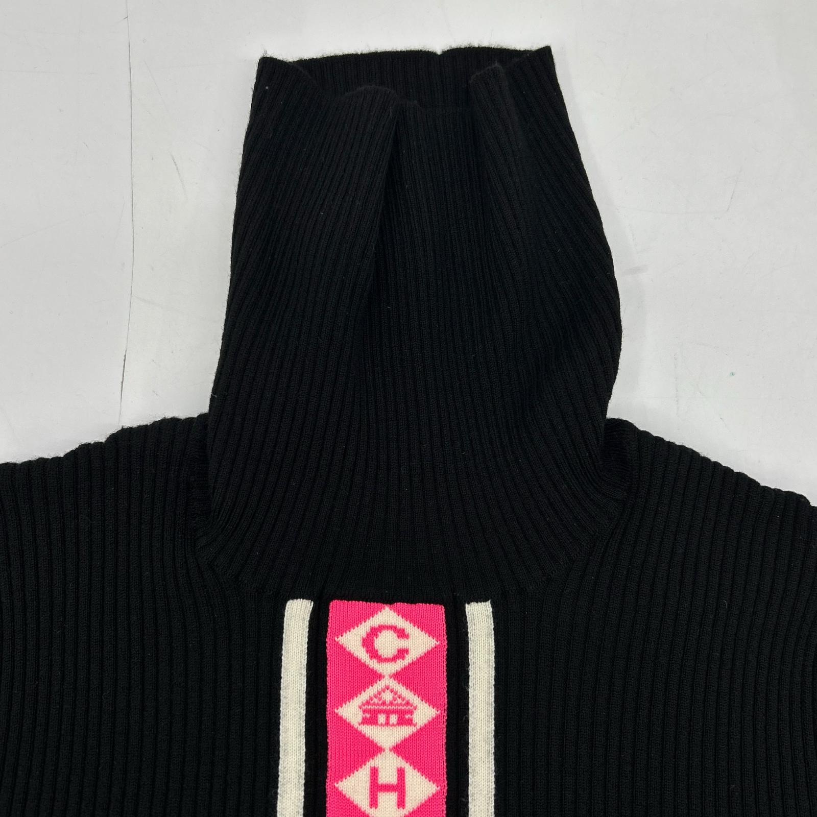 CHANEL シャネル P62182 K47536 ロゴライン ハイネックリブニット トップス