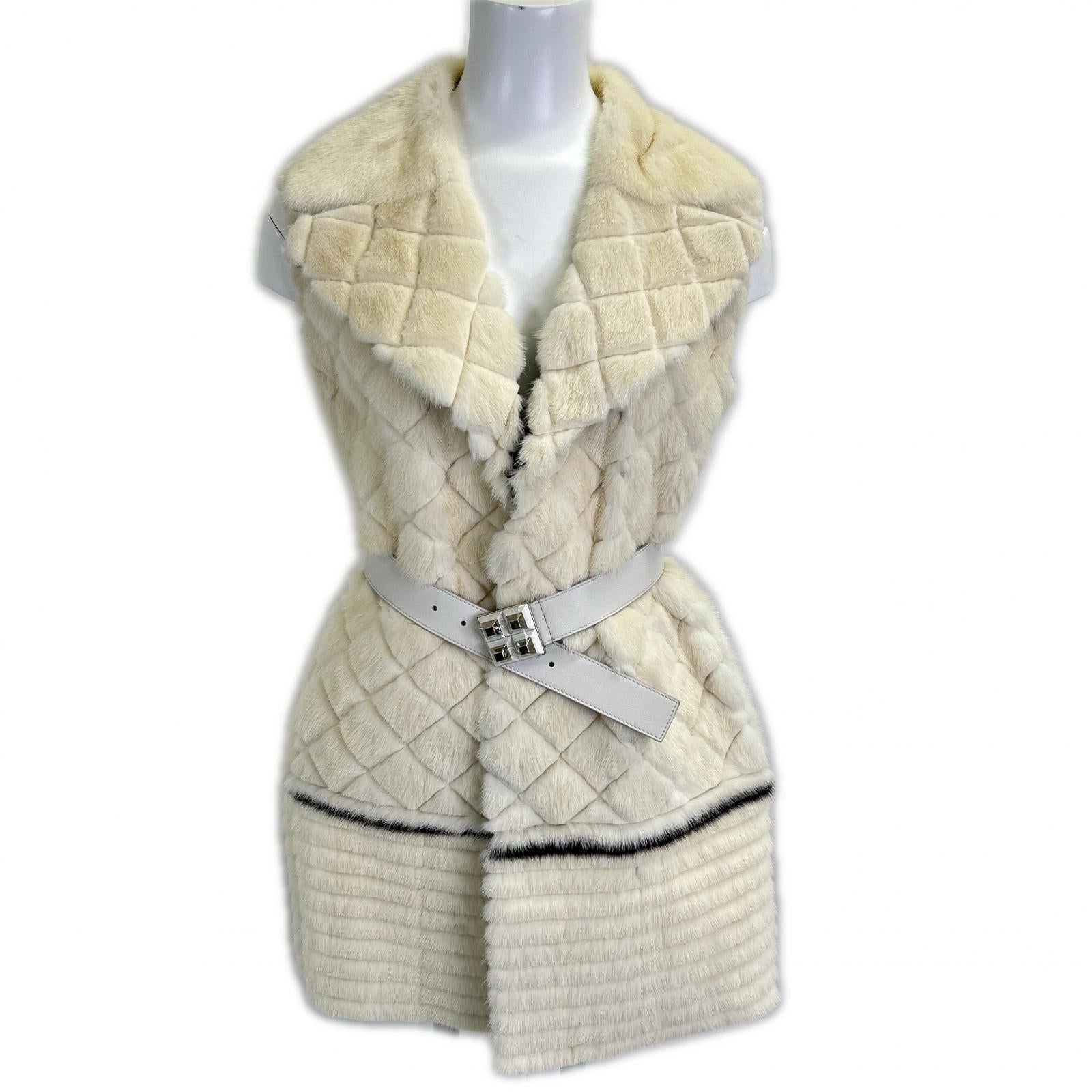 FNH407 Waist belt front hook mink gilet vest 36 women's