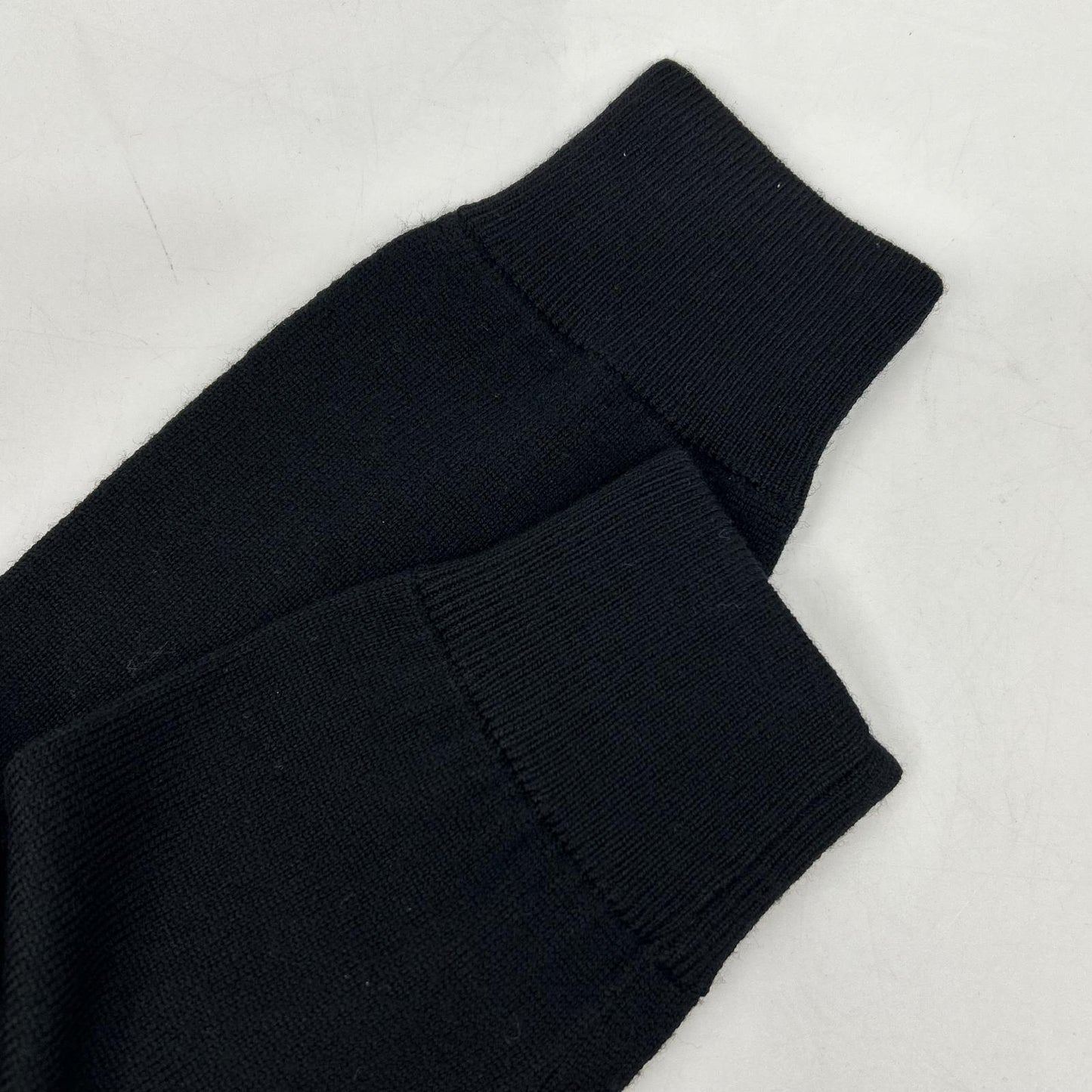 073214757 黑色 刺绣徽标 针织上衣 36 女式
