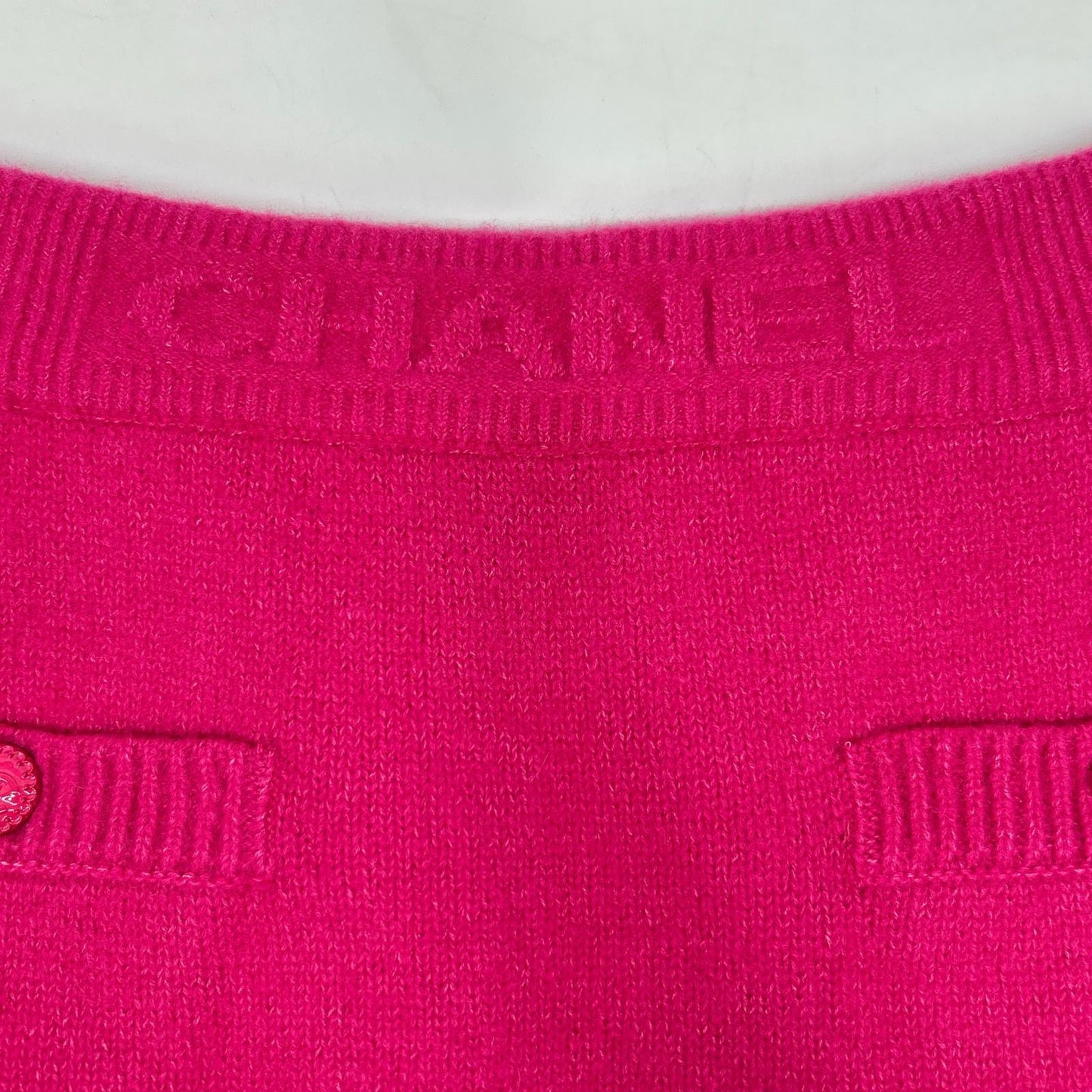 CHANEL P73519K10525 Wool x Cashmere x Silk Logo Coco Mark Button Knit Skirt