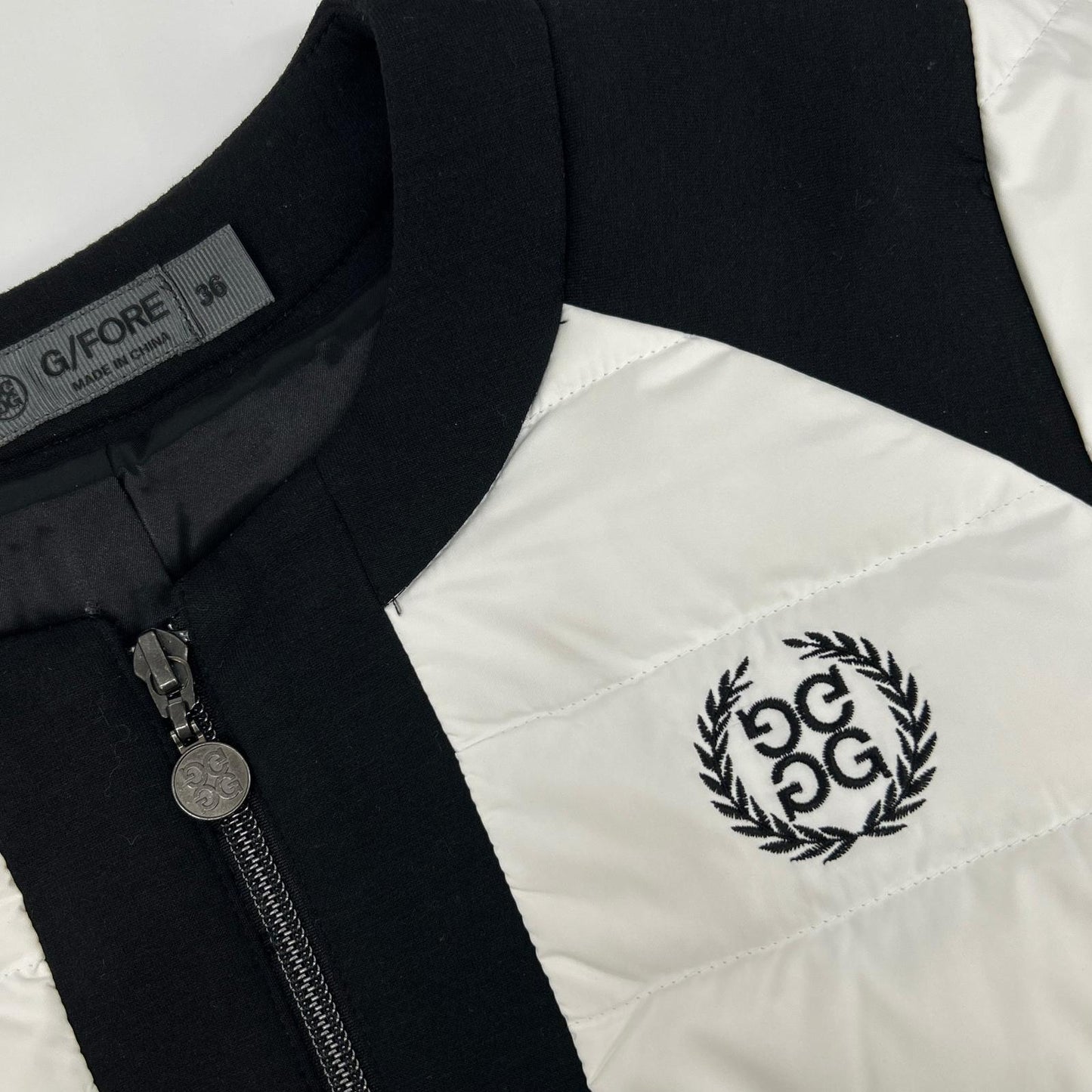 G/FORE 纪梵希 黑色×白色 品牌刺绣 拉链立领羽绒夹克