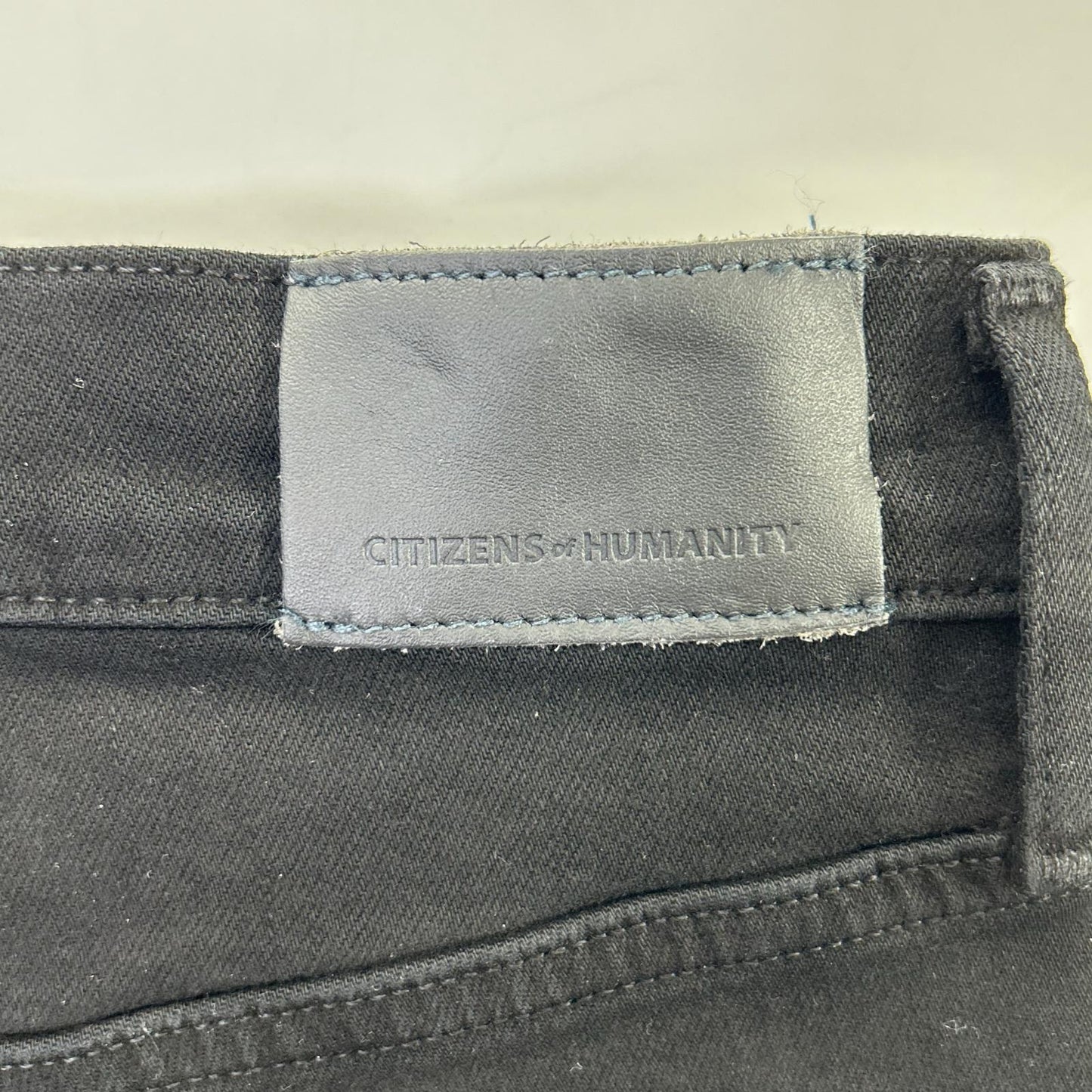 CITIZENS of HUMANITY シチズンズオブヒューマニティー 25年製 ISOLA CROPPED BOOT ブラックデニム ボトムス