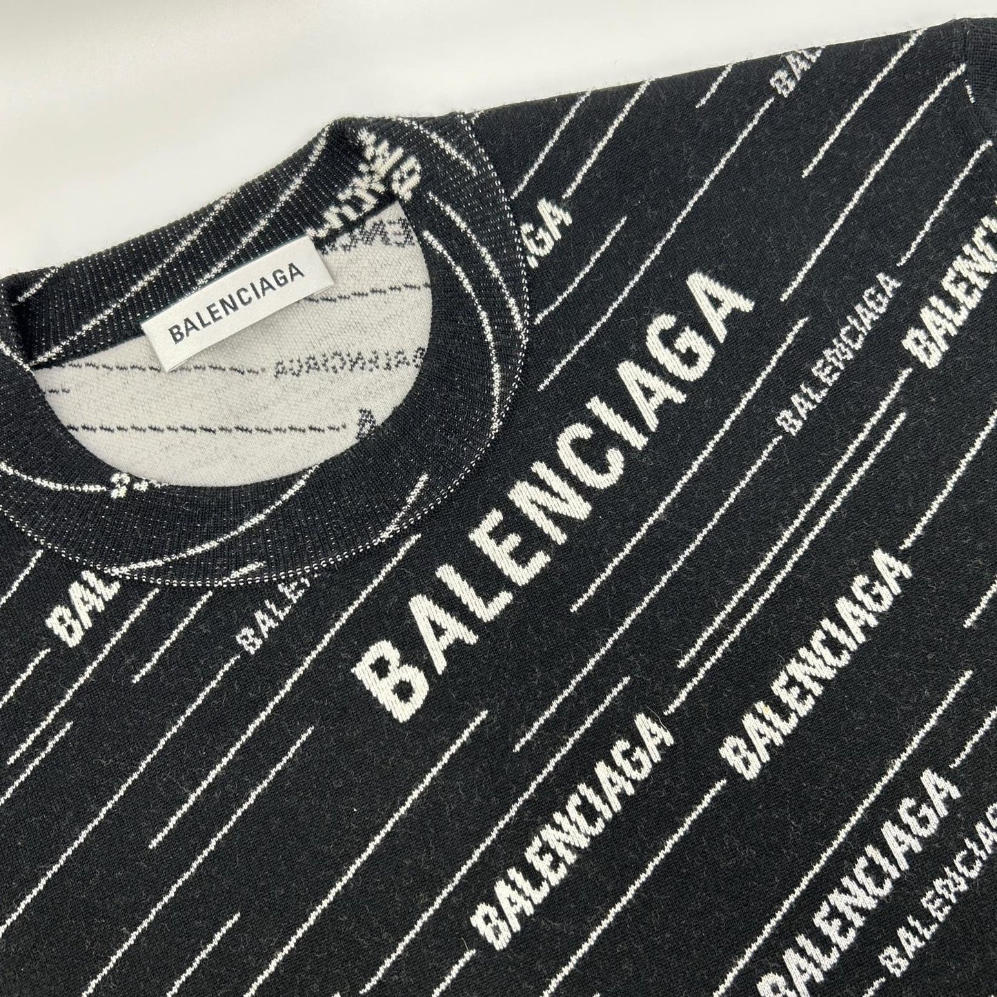 BALENCIAGA 559078 T1524 Black Logo Knit Pullover Top
