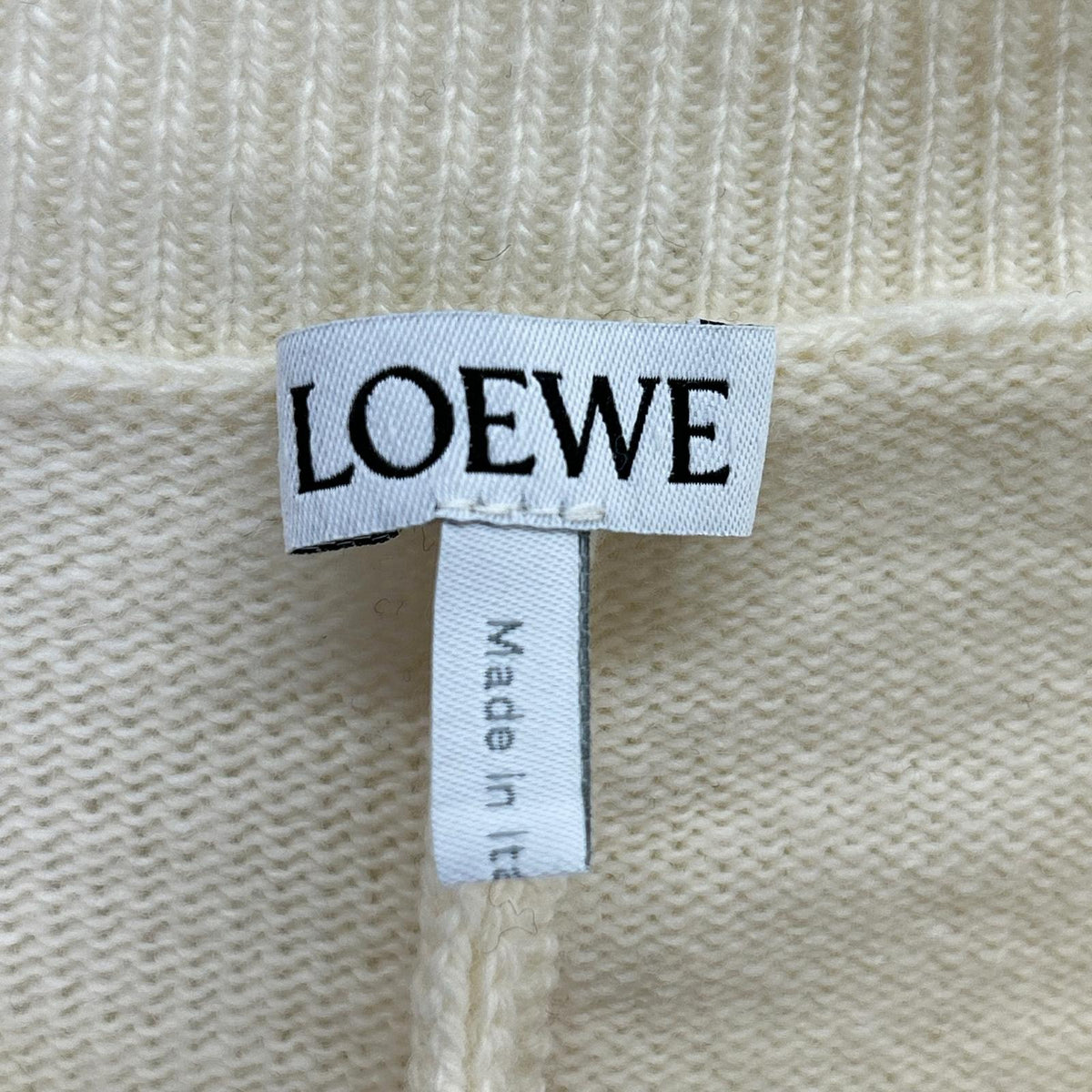 LOEWE ロエベ 1723311 アイボリー ロエベ ハーバリウム アグラム Vネック 変形ニット トップス