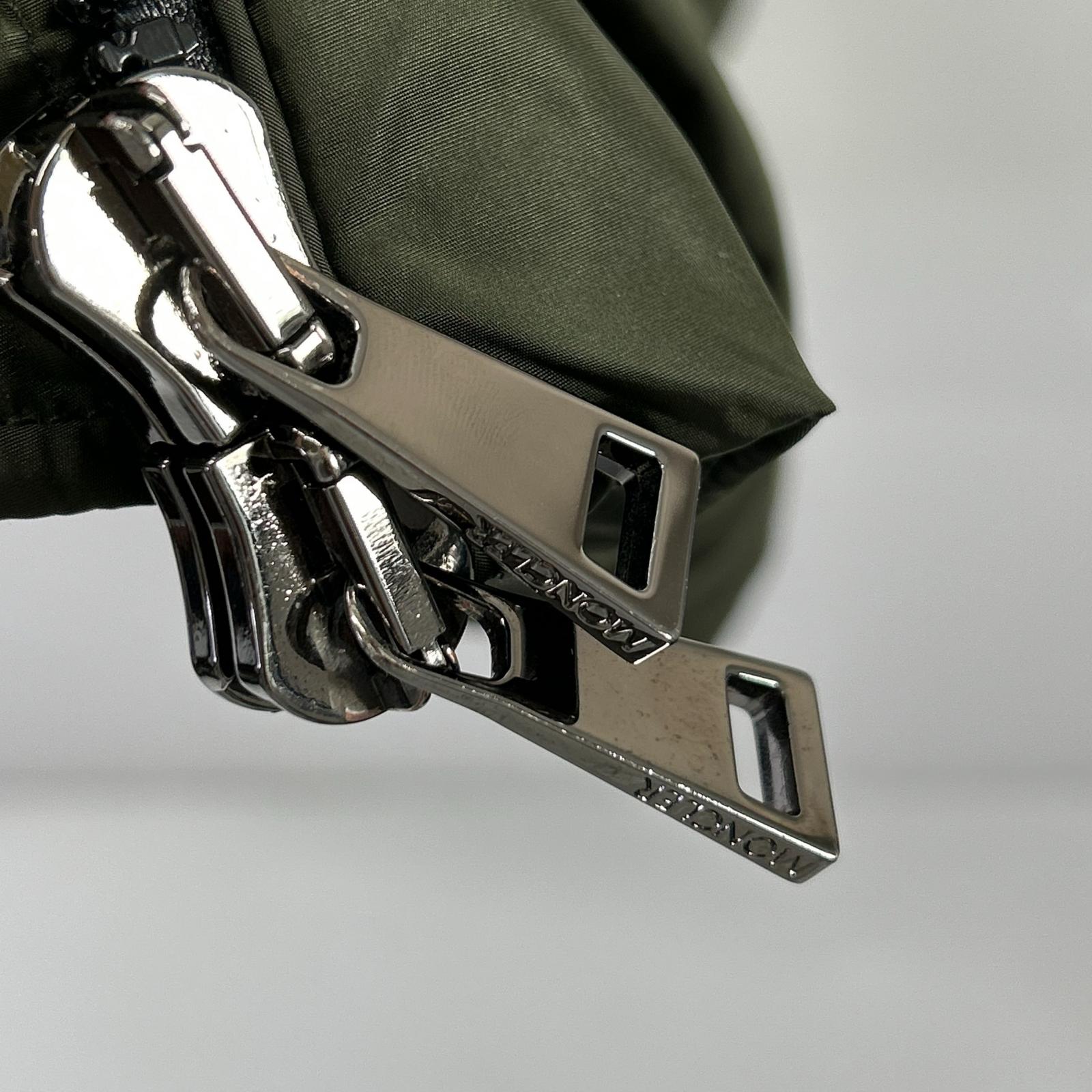 MONCLER モンクレール カーキ BOUCAGE ブカージュ ダウンコート コート