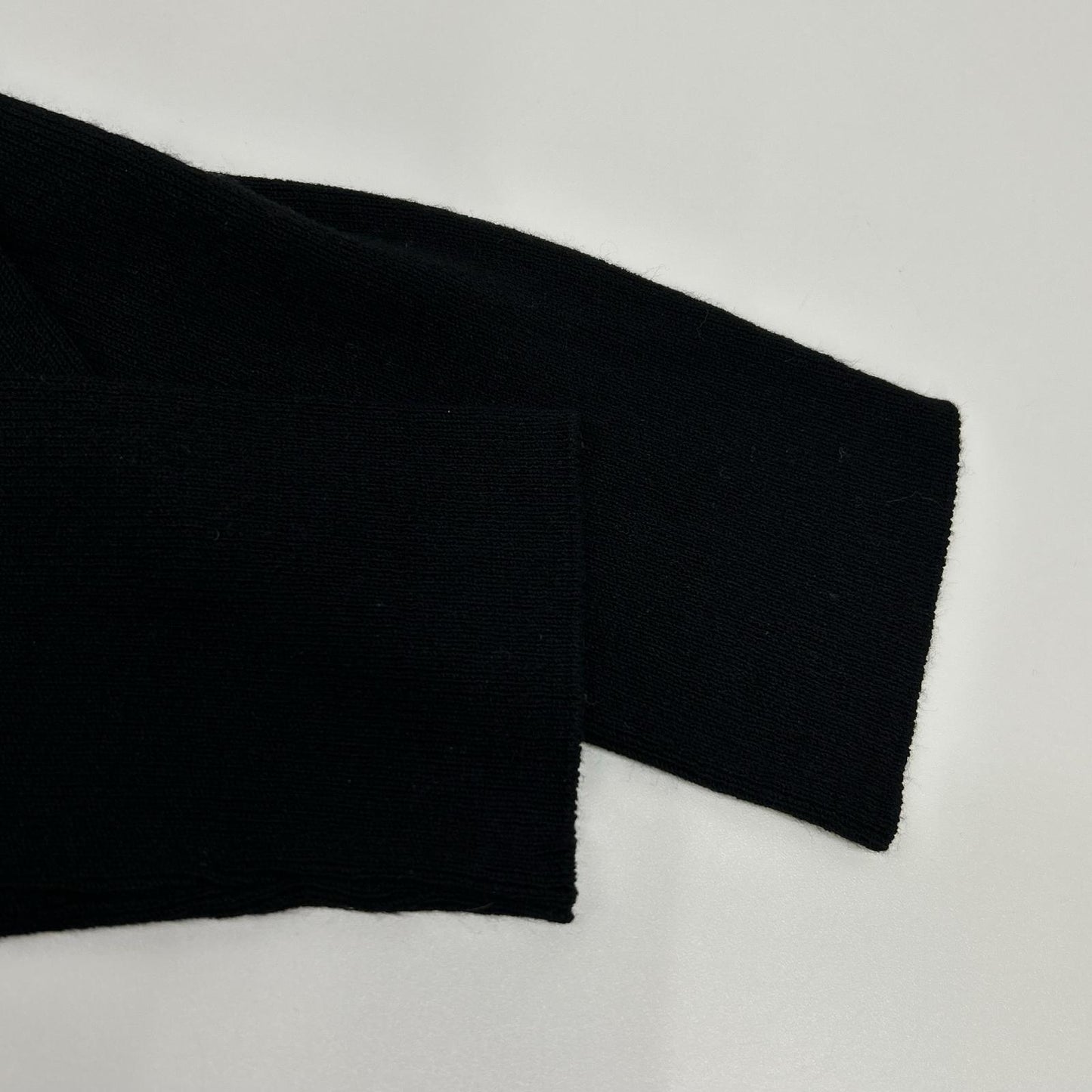 OFF-WHITE オフホワイト OWHB005E20KNI001 ブラック トップス