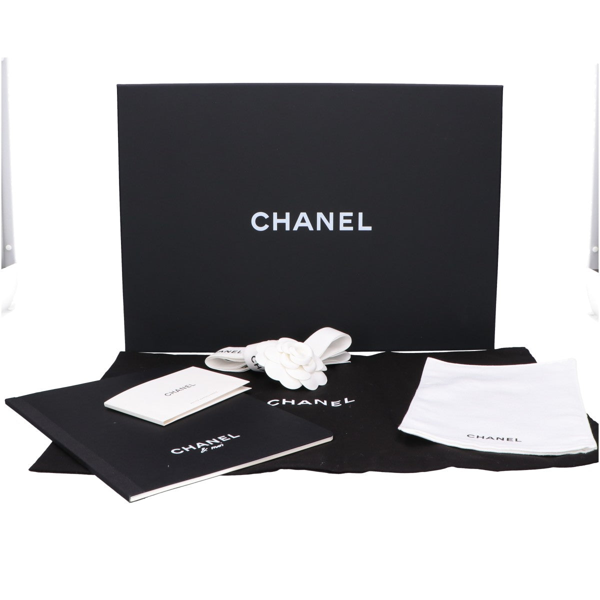 CHANEL シャネル AP5068 シャイニーグレインドカーフスキン ストラップ クラッチ バッグ ロングショルダーミニバッグ ショルダーバッグ