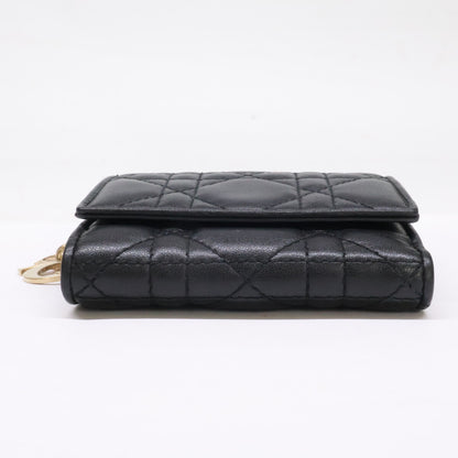 Christian Dior クリスチャンディオール Lady Dior レディディオール カナージュ ラムスキン コンパクトウォレット 三つ折り財布（小銭入れあり）