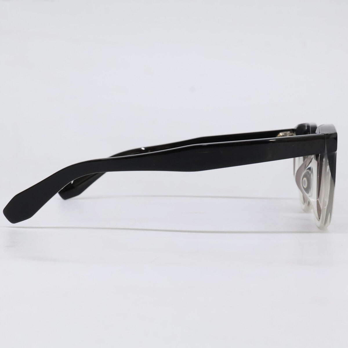 OLIVER PEOPLES オリバーピープルズ 【美品】OV5546SU N.06 SUN 178039 スクエアシェイプ サングラス