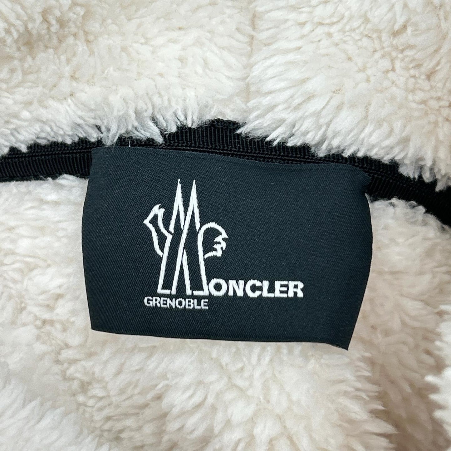 MONCLER モンクレール 【グルノーブル】22年製 MAGLIA CON CAPPUCCIO ボアパーカー トップス