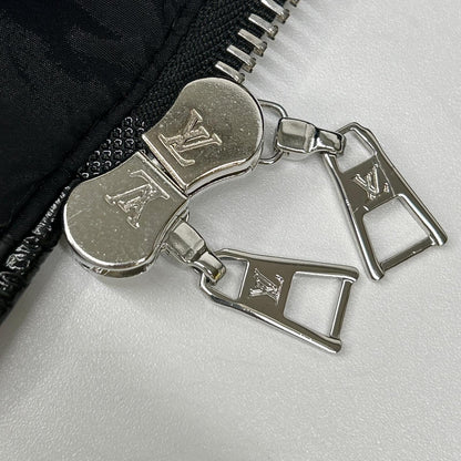 LOUIS VUITTON ルイヴィトン 15年製 ブラック キルティング ジップコート コート