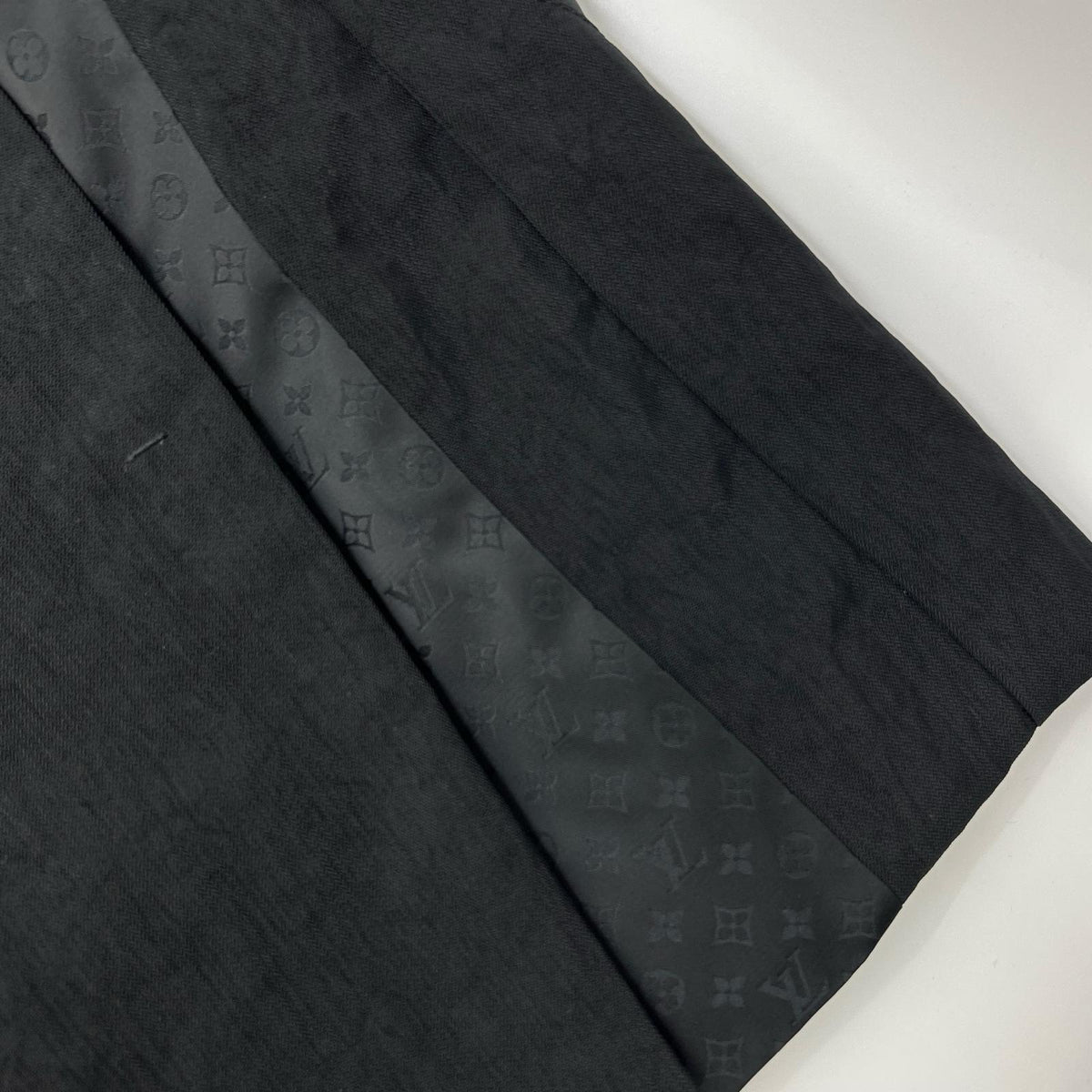 LOUIS VUITTON 2009 Black monogram-pattern belted half trench coat Coat