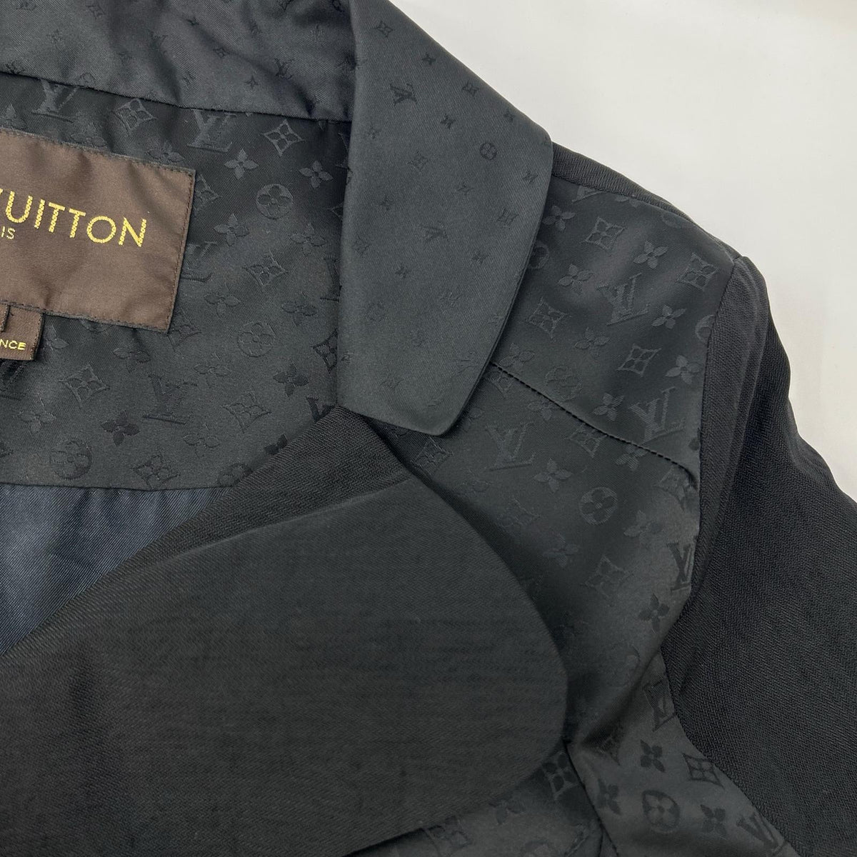 LOUIS VUITTON 2009 Black monogram-pattern belted half trench coat Coat