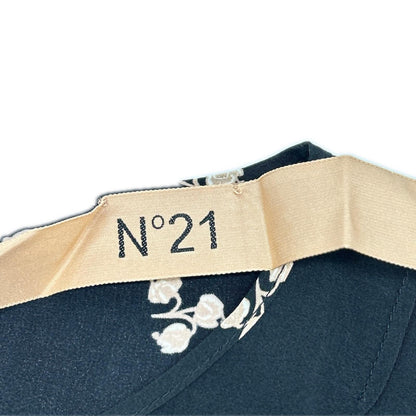 N゜21 ヌメロ ヴェントゥーノ ブラック 花柄 シルク ワンピース ペチコート付き ワンピース