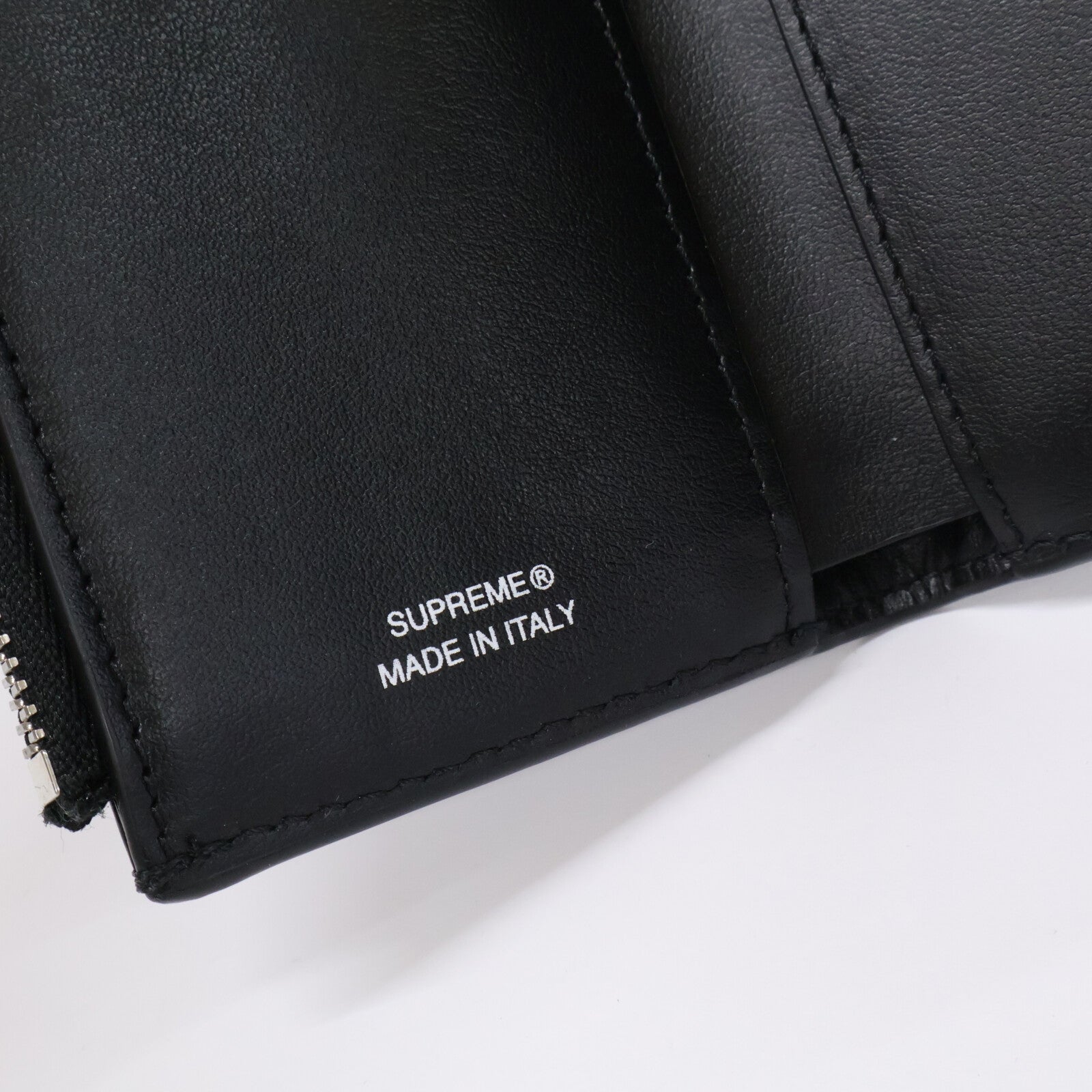 Supreme シュプリーム 【新品同様】SS26 Leather Chain Wallet レザーチェーンウォレット 二つ折り財布（小銭入れあり）