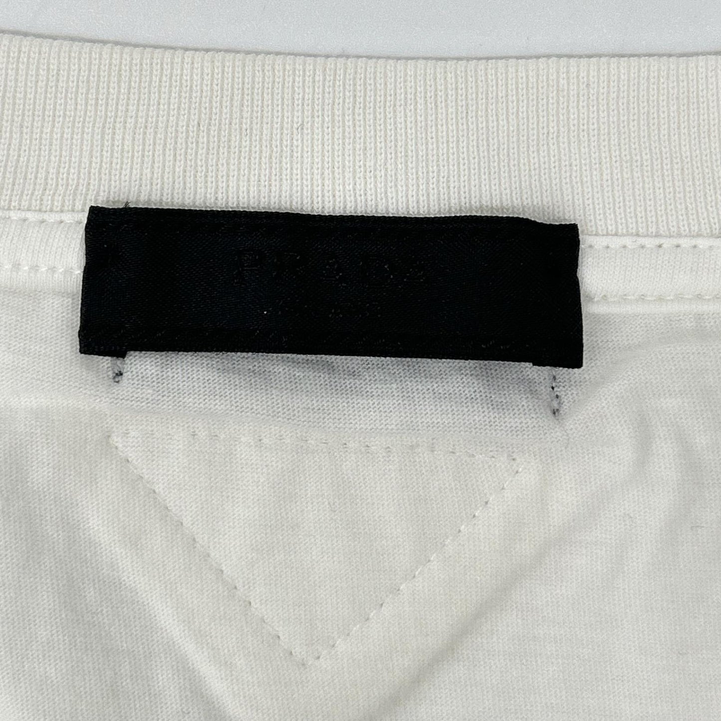 PRADA プラダ UJM492 ホワイト 総柄 トライアングルロゴ VネックTシャツ トップス