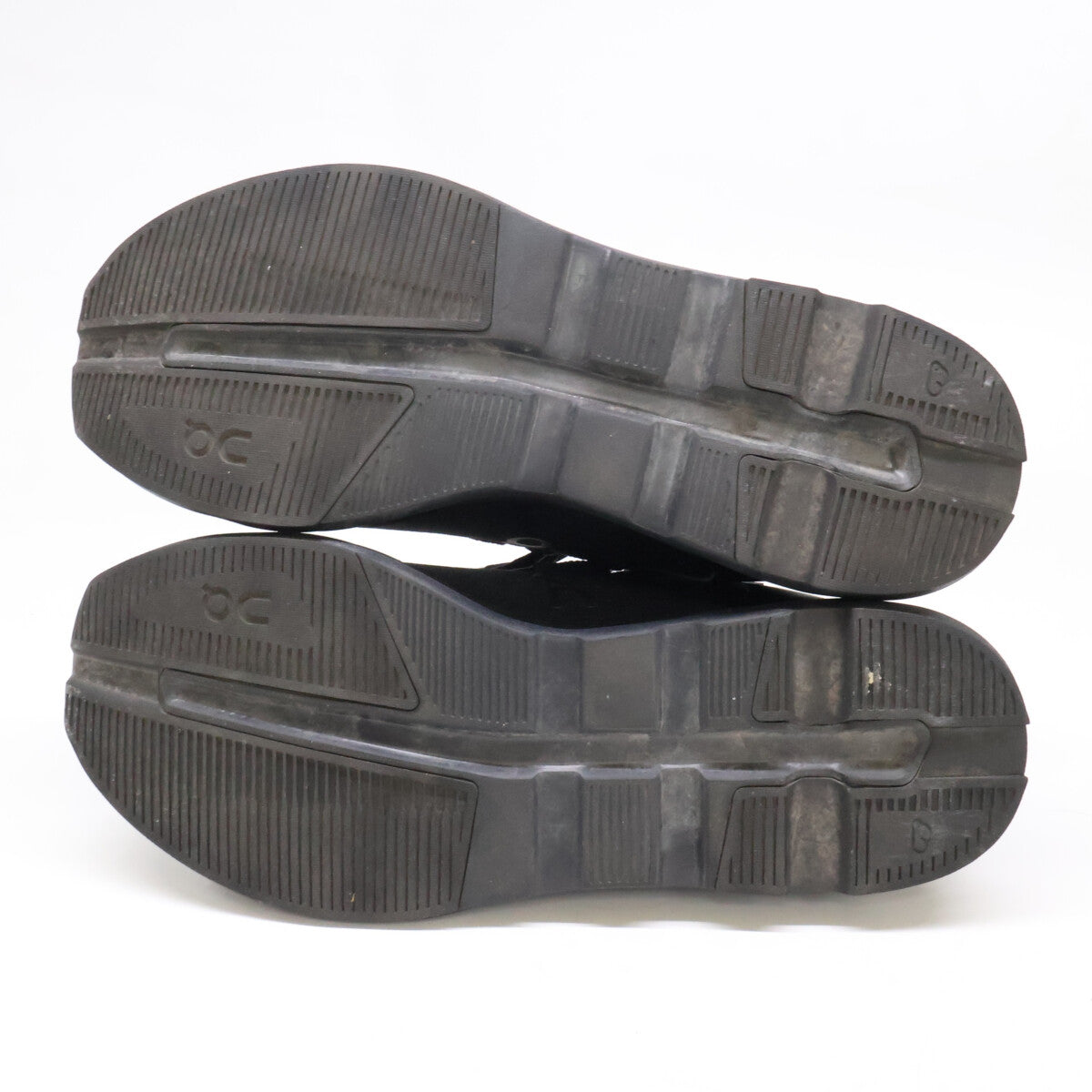 ON 【Excellent Condition】3MF30841043 Cloudzone Moon Low-Top Sneakers Shoes