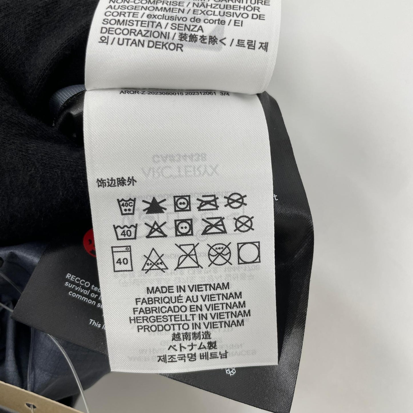 ARC'TERYX アークテリクス X00001051302 Beta ベータジャケット ブラック ジャケット