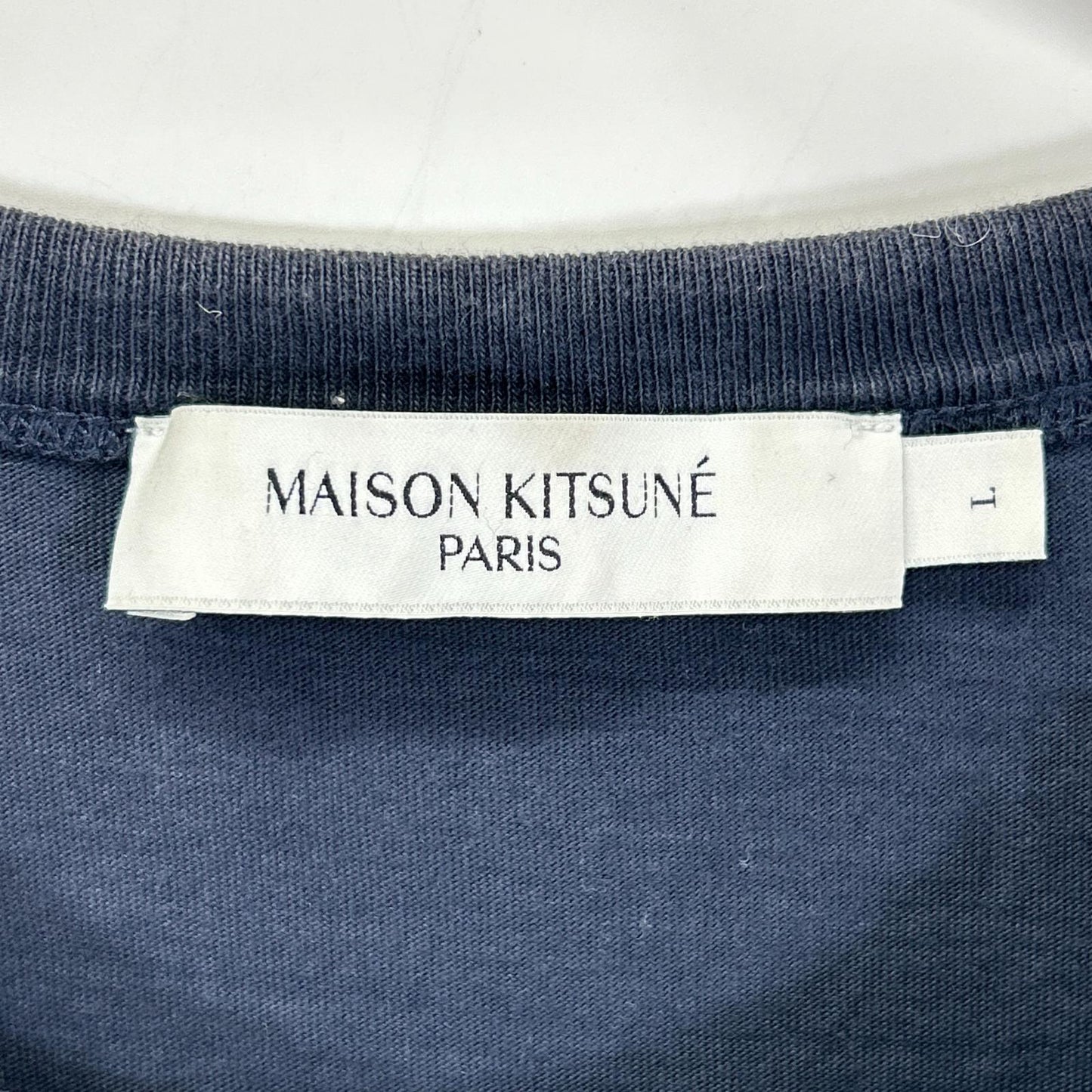 MAISON KITSUNE メゾンキツネ GU00154KJ0010 ブラック パッチ付き 半袖 シャツ トップス