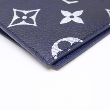 LOUIS VUITTON Louis Vuitton 【Excellent condition】Defile Homme Automne-Hiver 2025 COUVERTURE PASSEPORT passport cover, miscellaneous