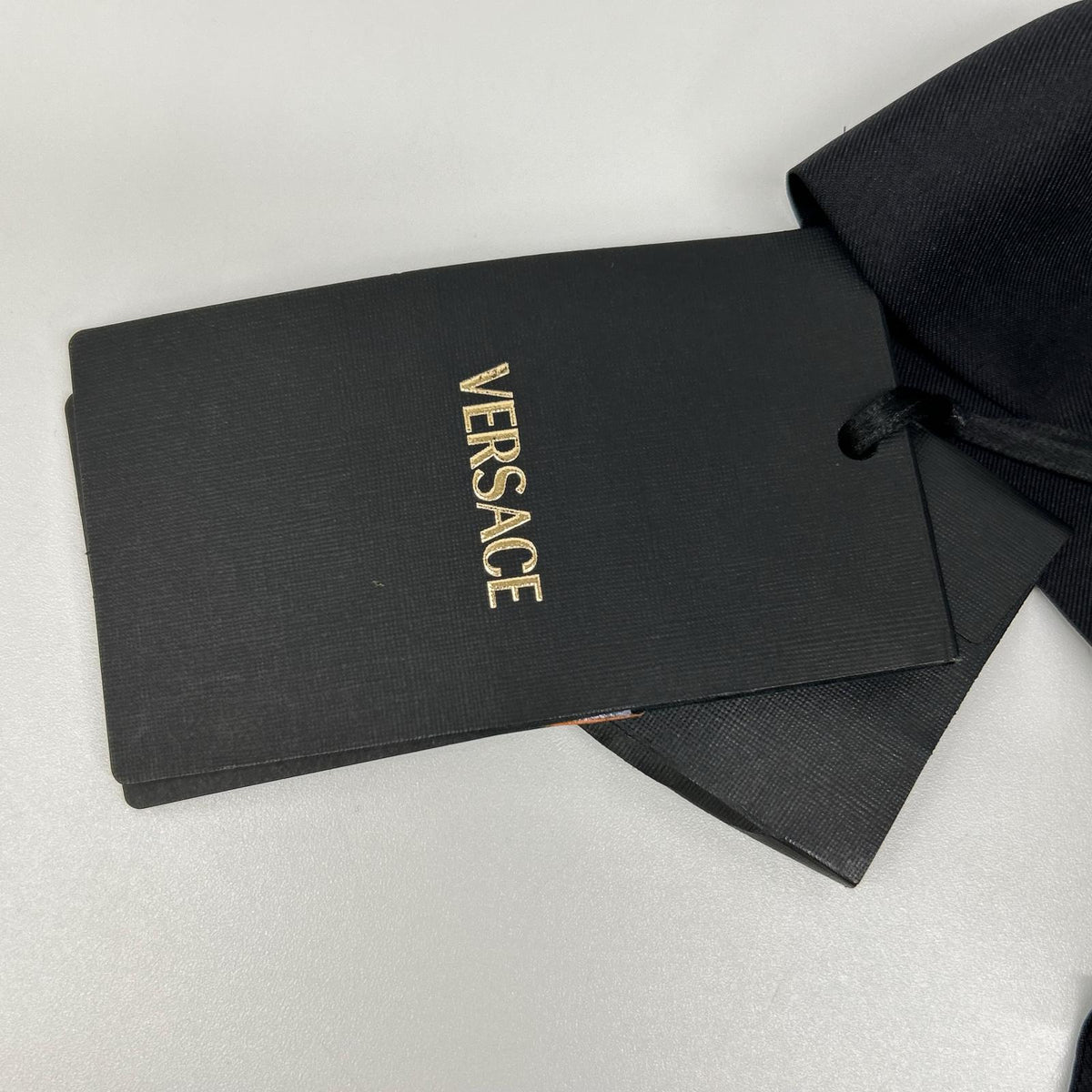 VERSACE ヴェルサーチェ 1003926 1A08752 ロゴプリント シルク オープンカラーシャツ トップス
