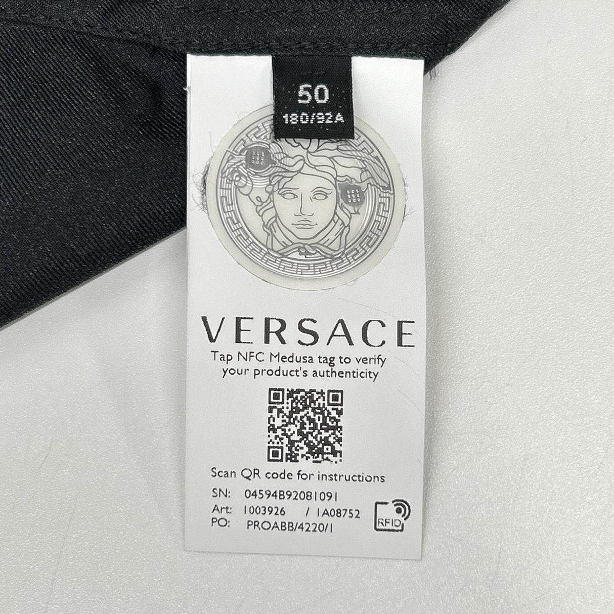 VERSACE ヴェルサーチェ 1003926 1A08752 ロゴプリント シルク オープンカラーシャツ トップス